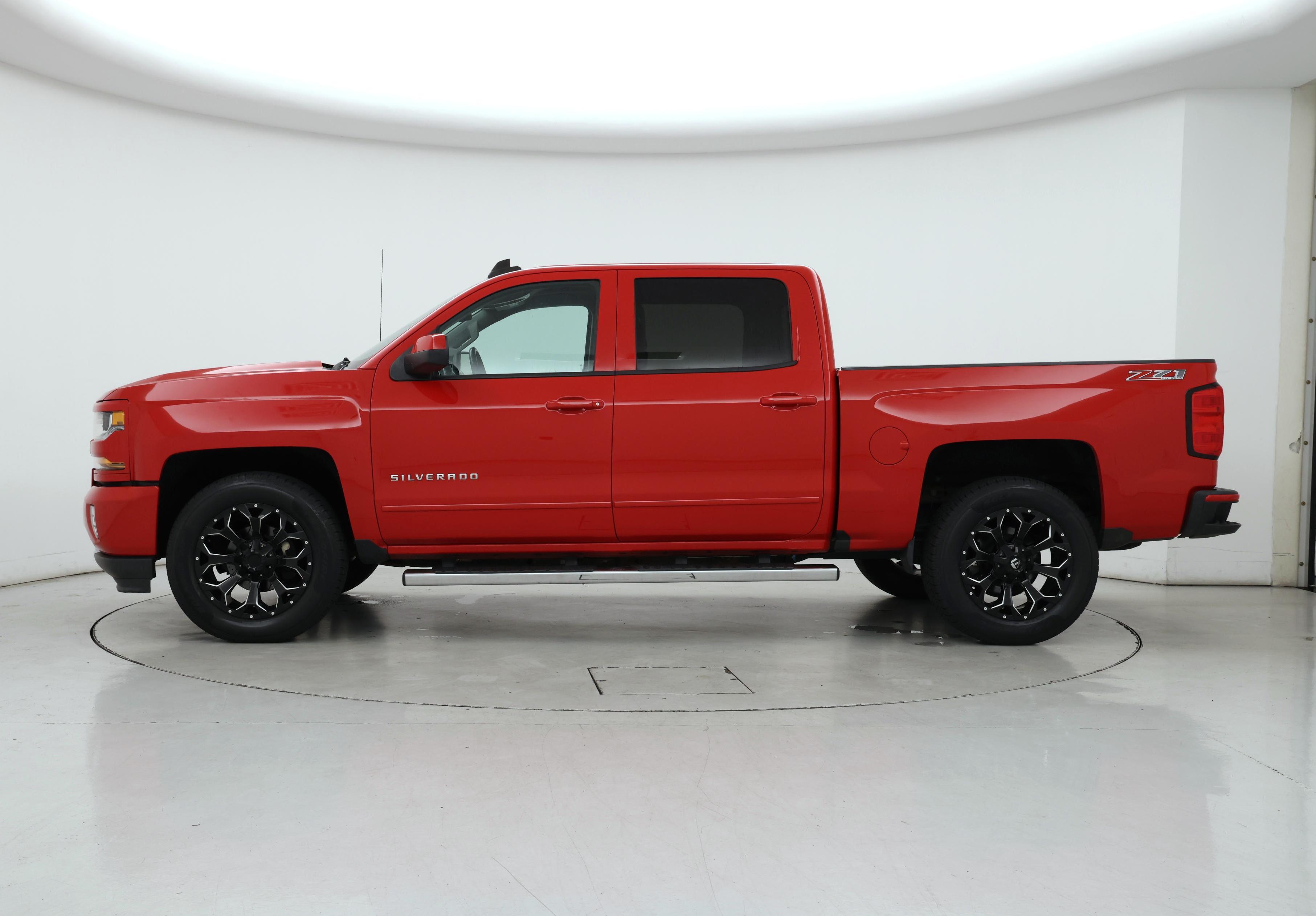 Thumbnail: 2017 Chevrolet Silverado 1500 - 3