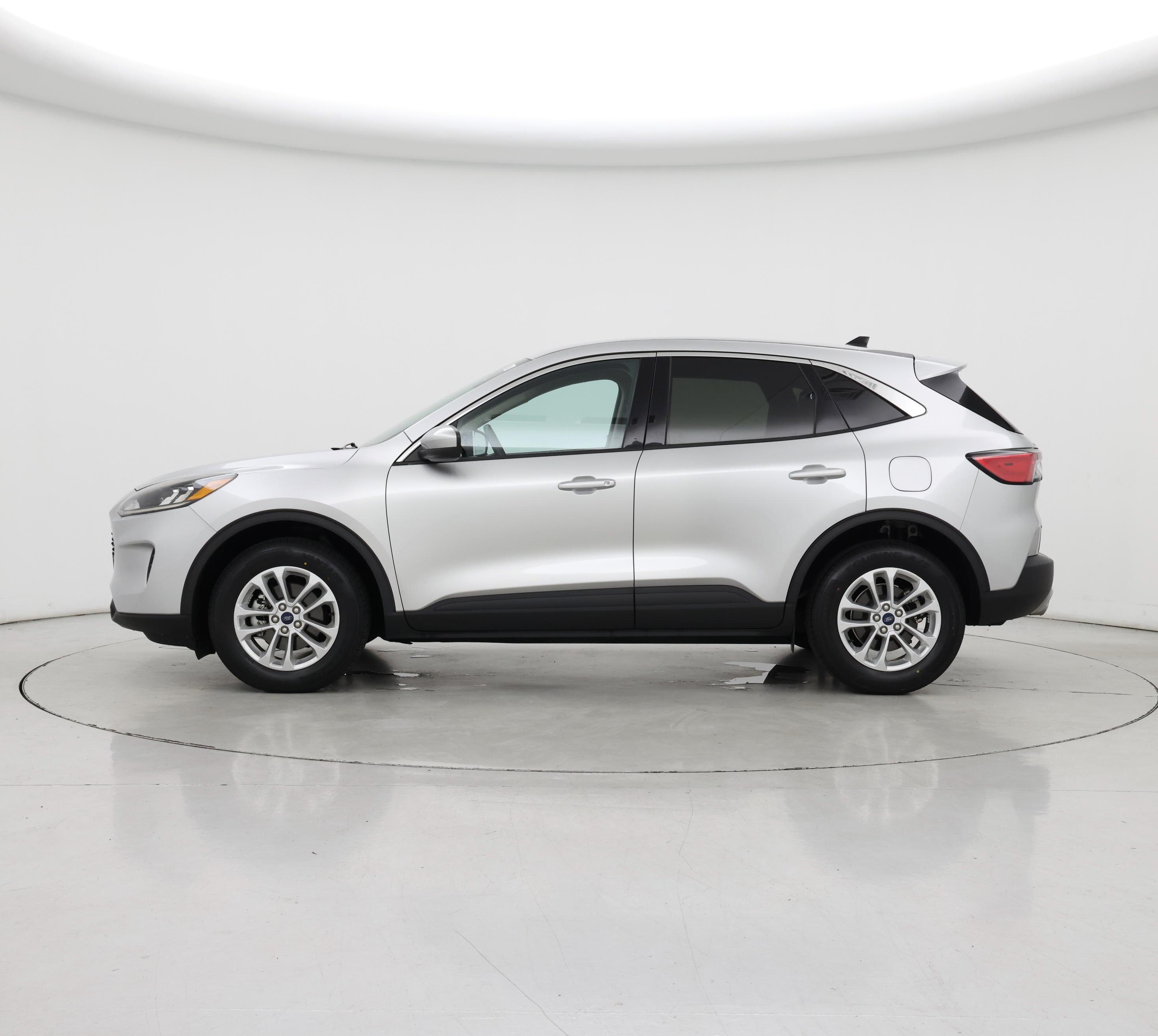 Thumbnail: 2020 Ford Escape - 3