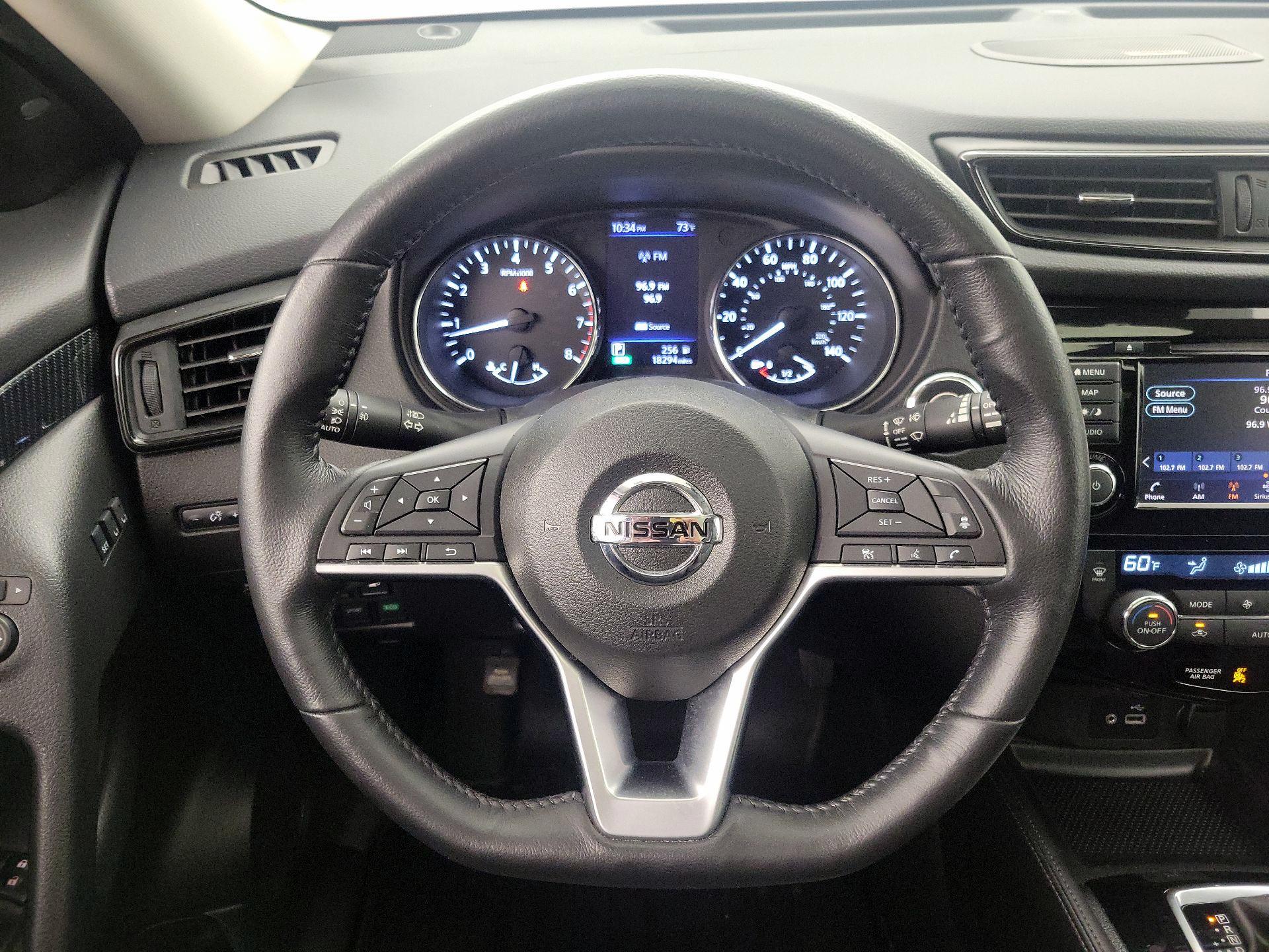 Thumbnail: 2018 Nissan Rogue - 10