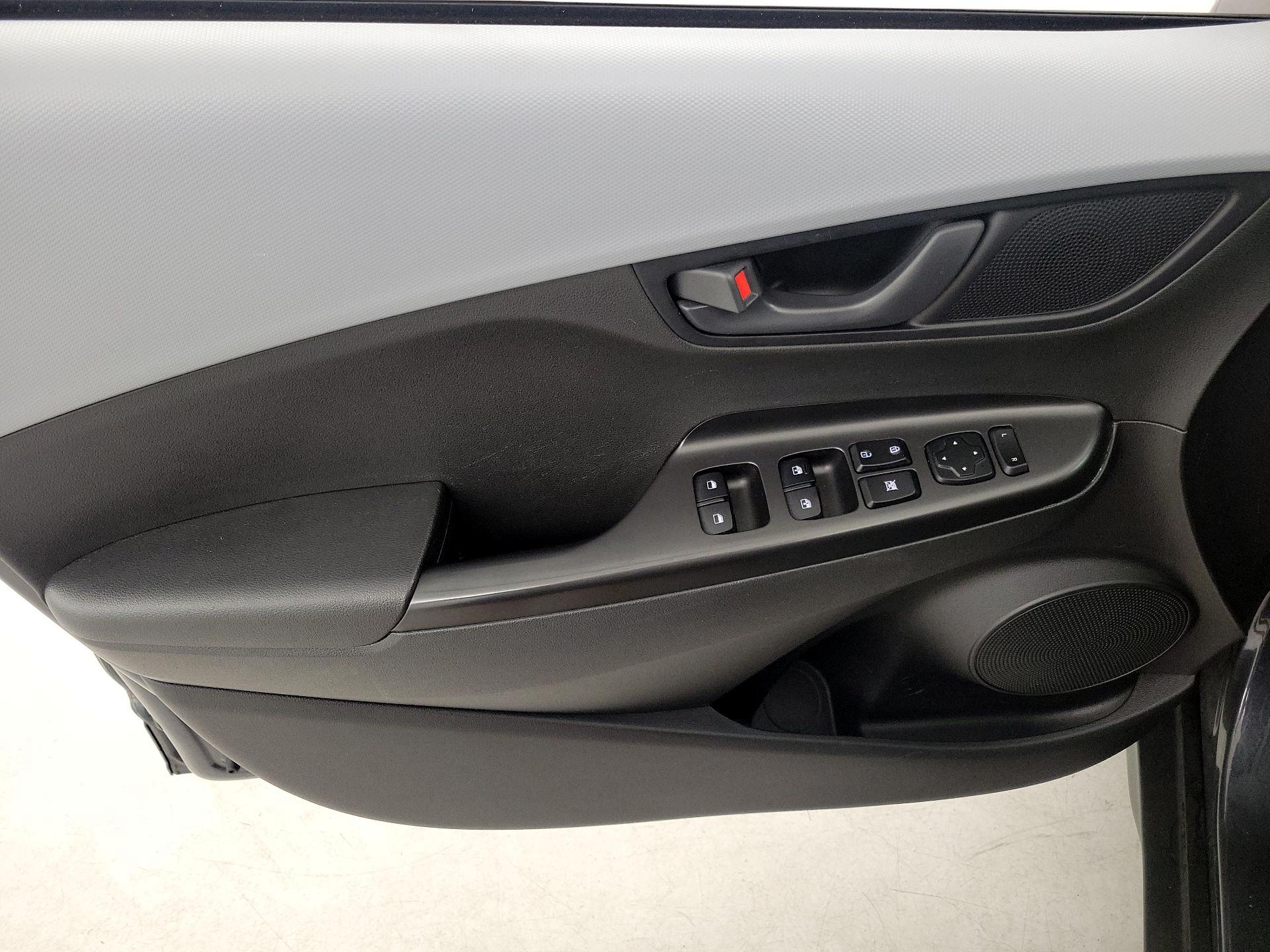 Thumbnail: 2019 Hyundai Kona - 12