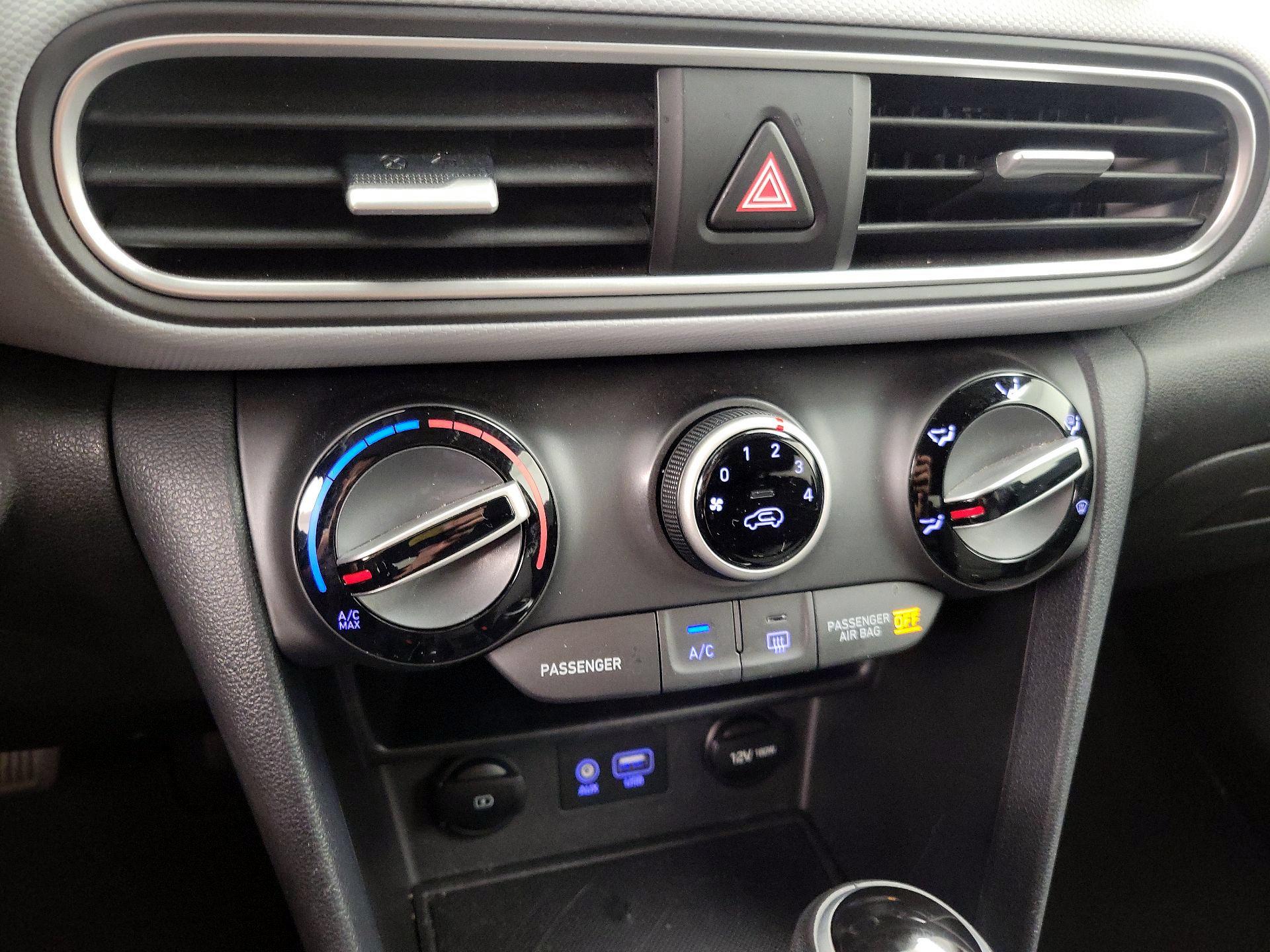 Thumbnail: 2019 Hyundai Kona - 16