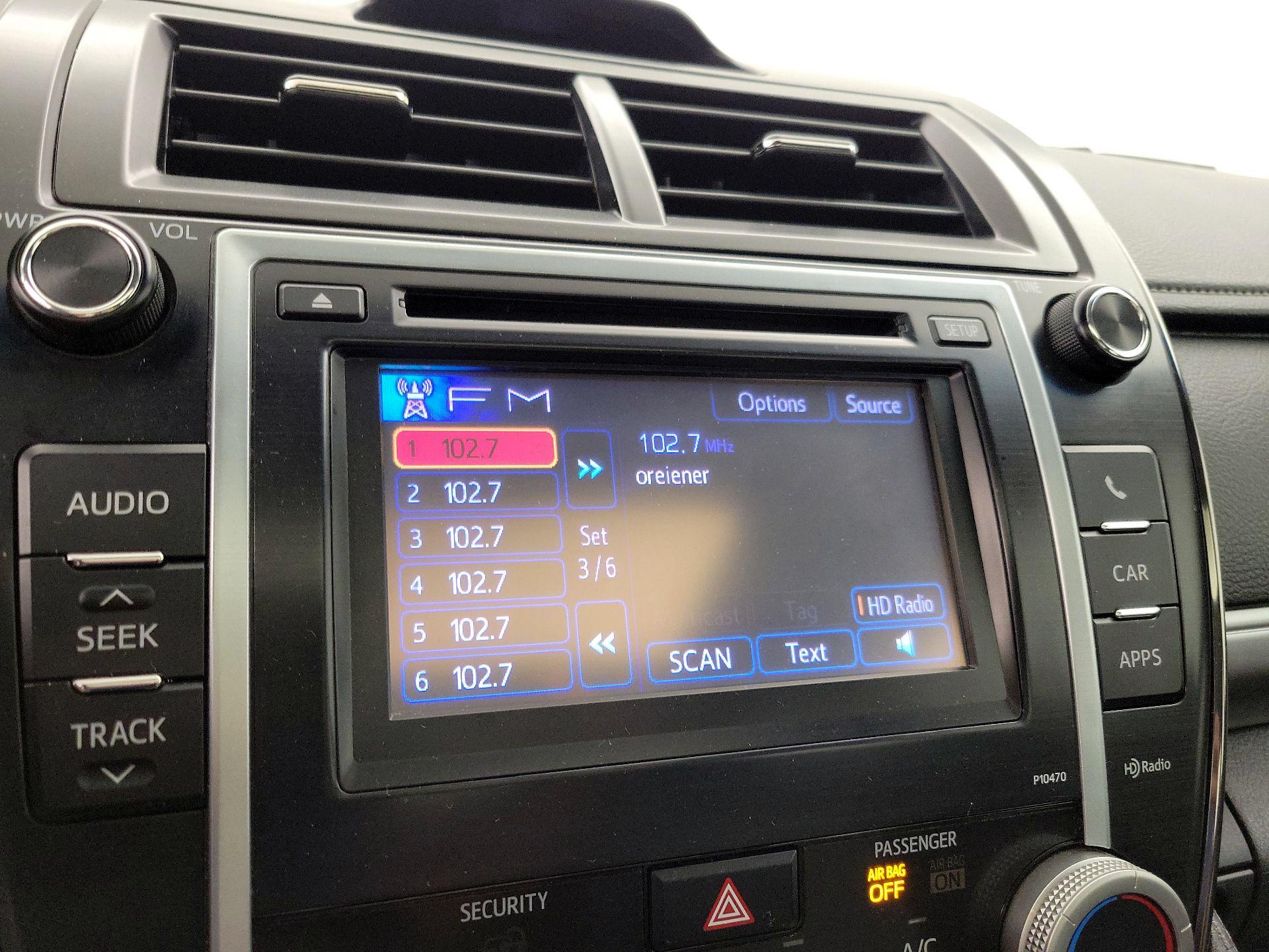 Thumbnail: 2014 Toyota Camry - 14