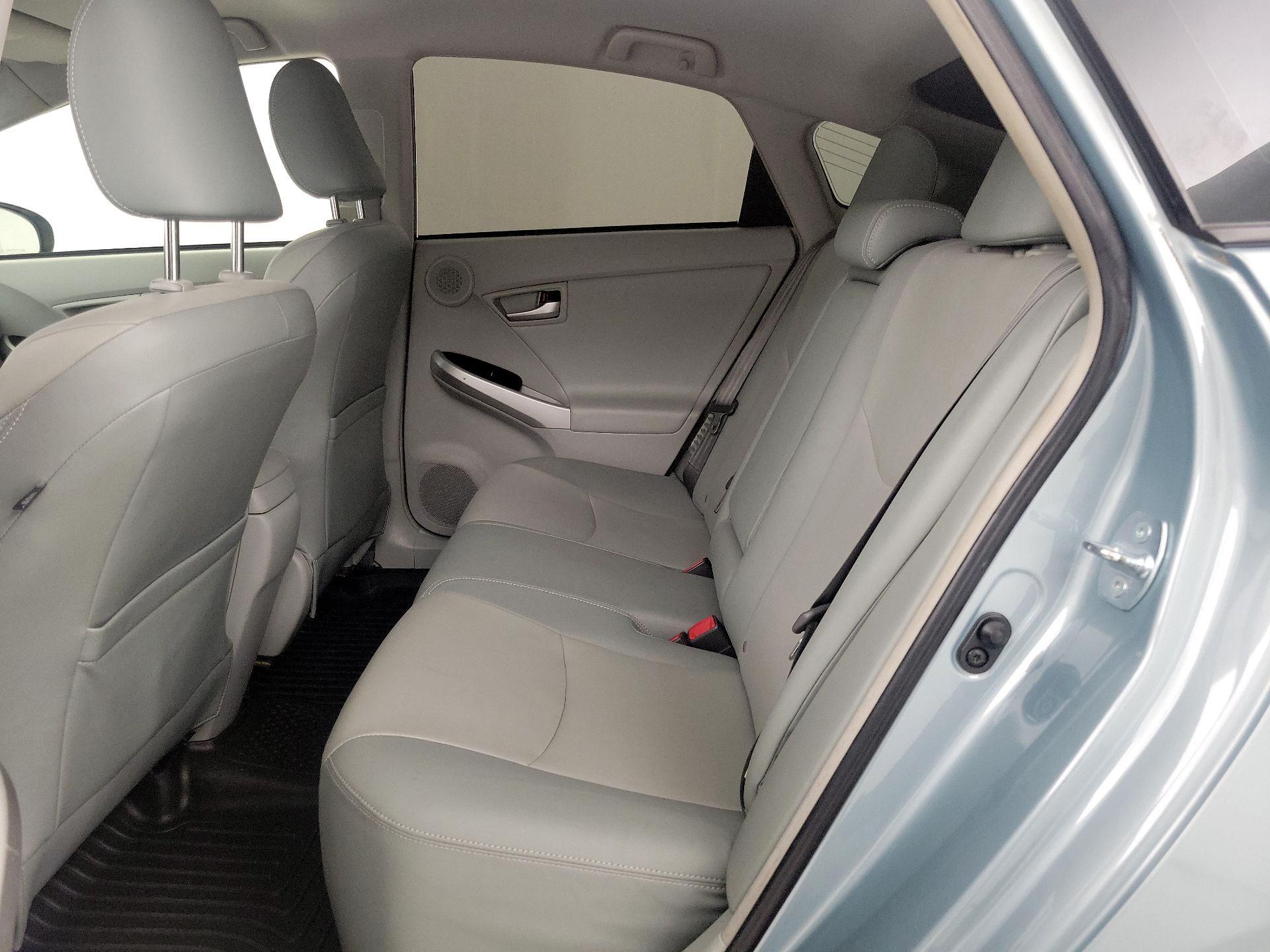Thumbnail: 2015 Toyota Prius - 20