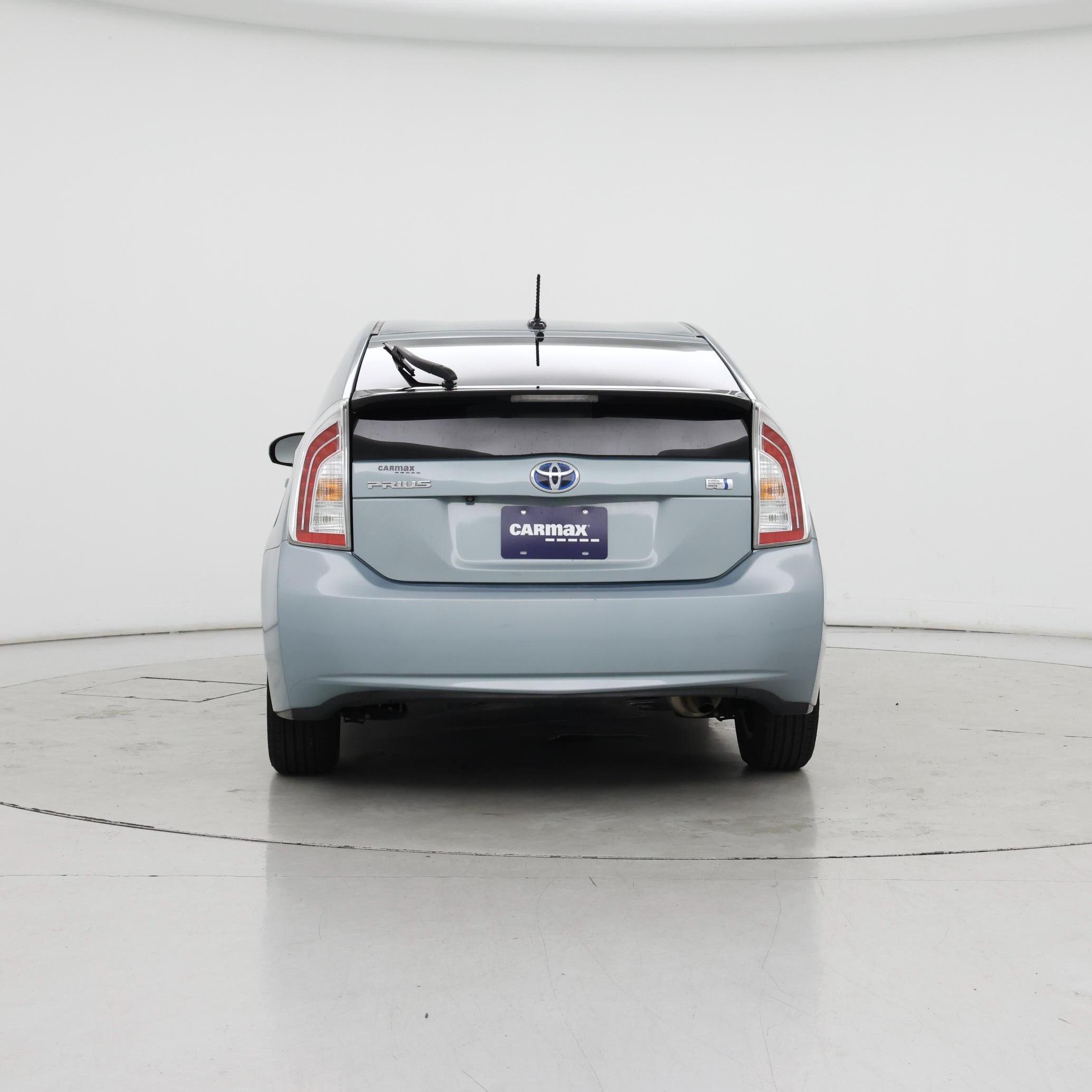 Thumbnail: 2015 Toyota Prius - 6
