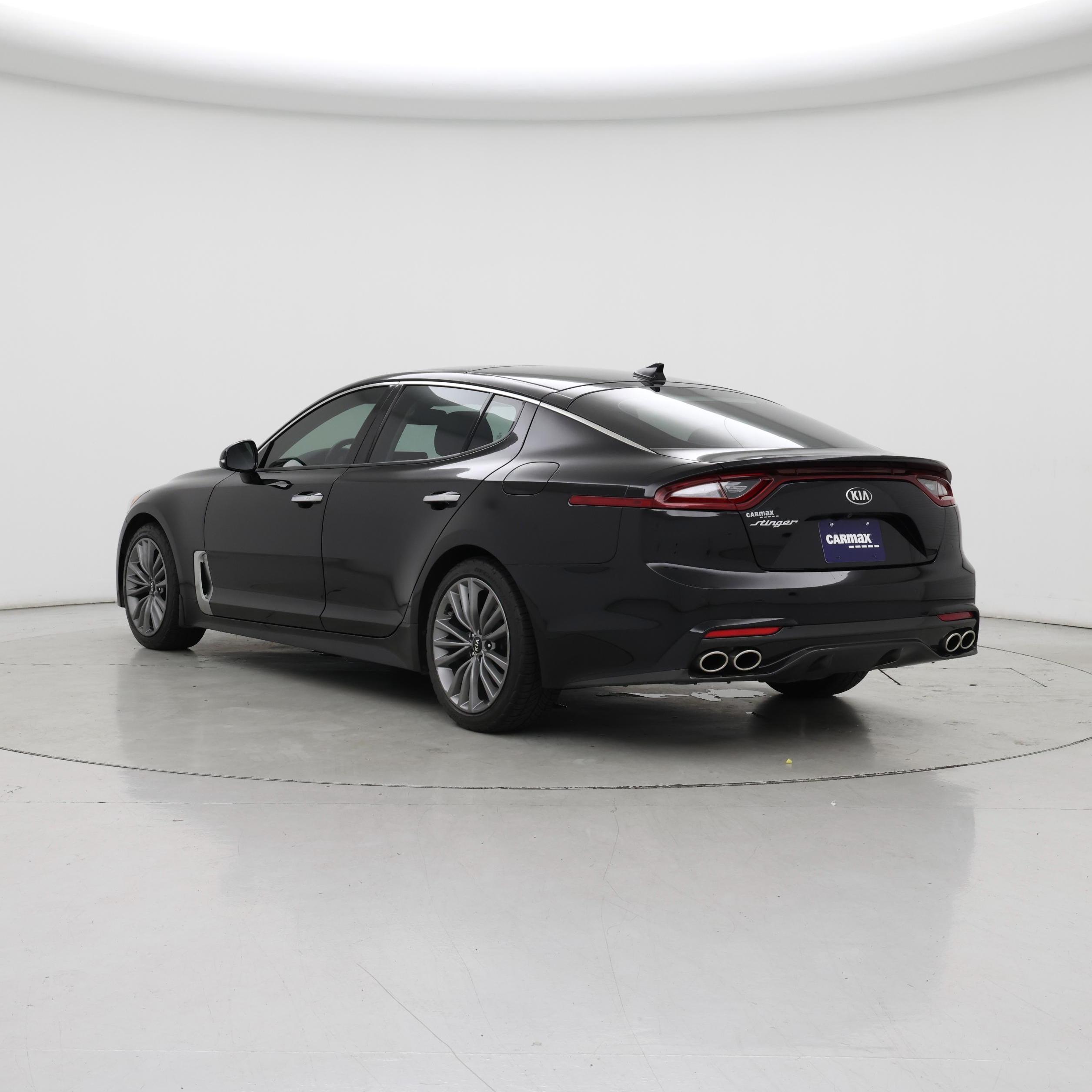 Thumbnail: 2018 Kia Stinger - 2