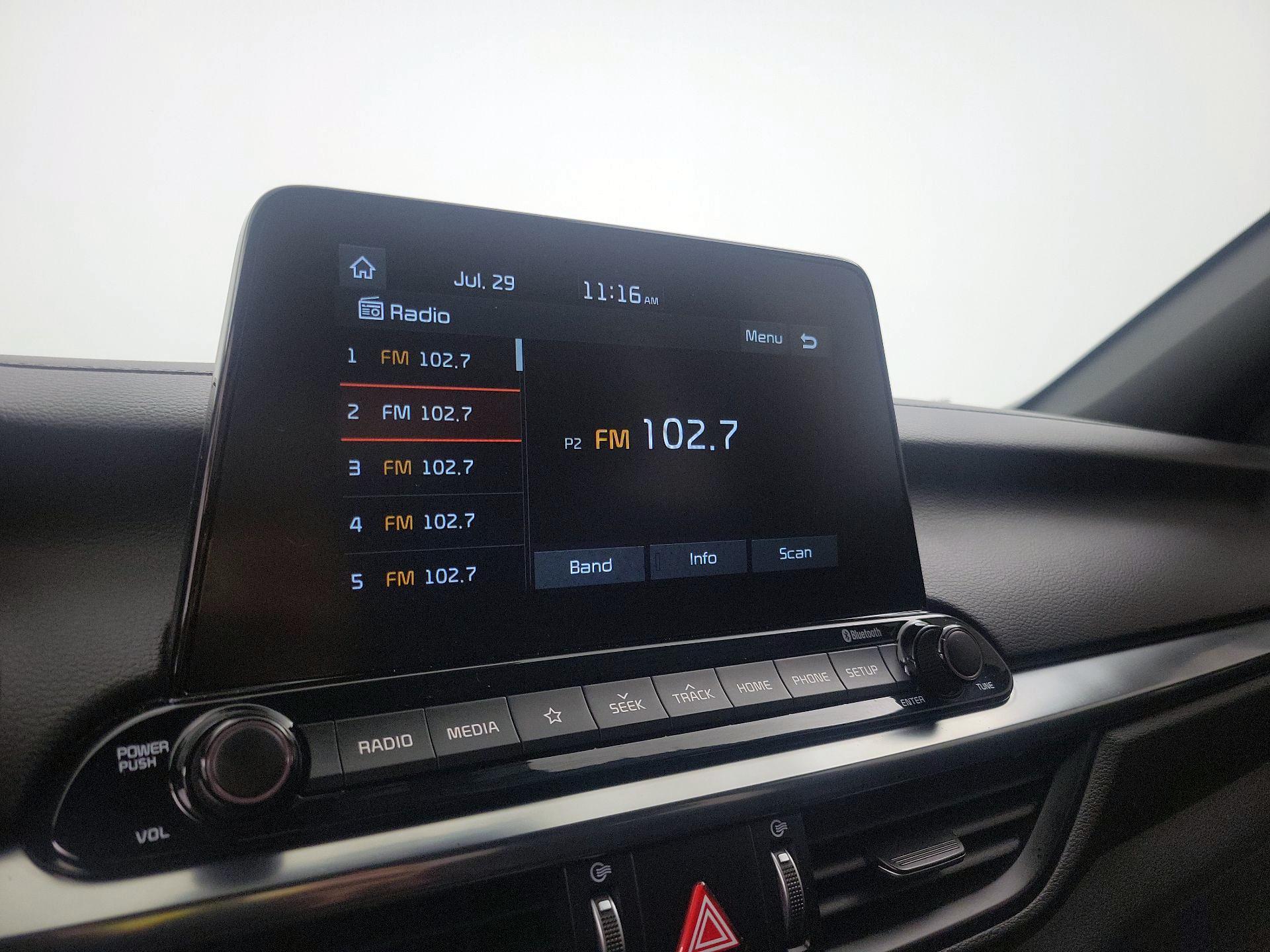 Thumbnail: 2021 Kia Forte - 15