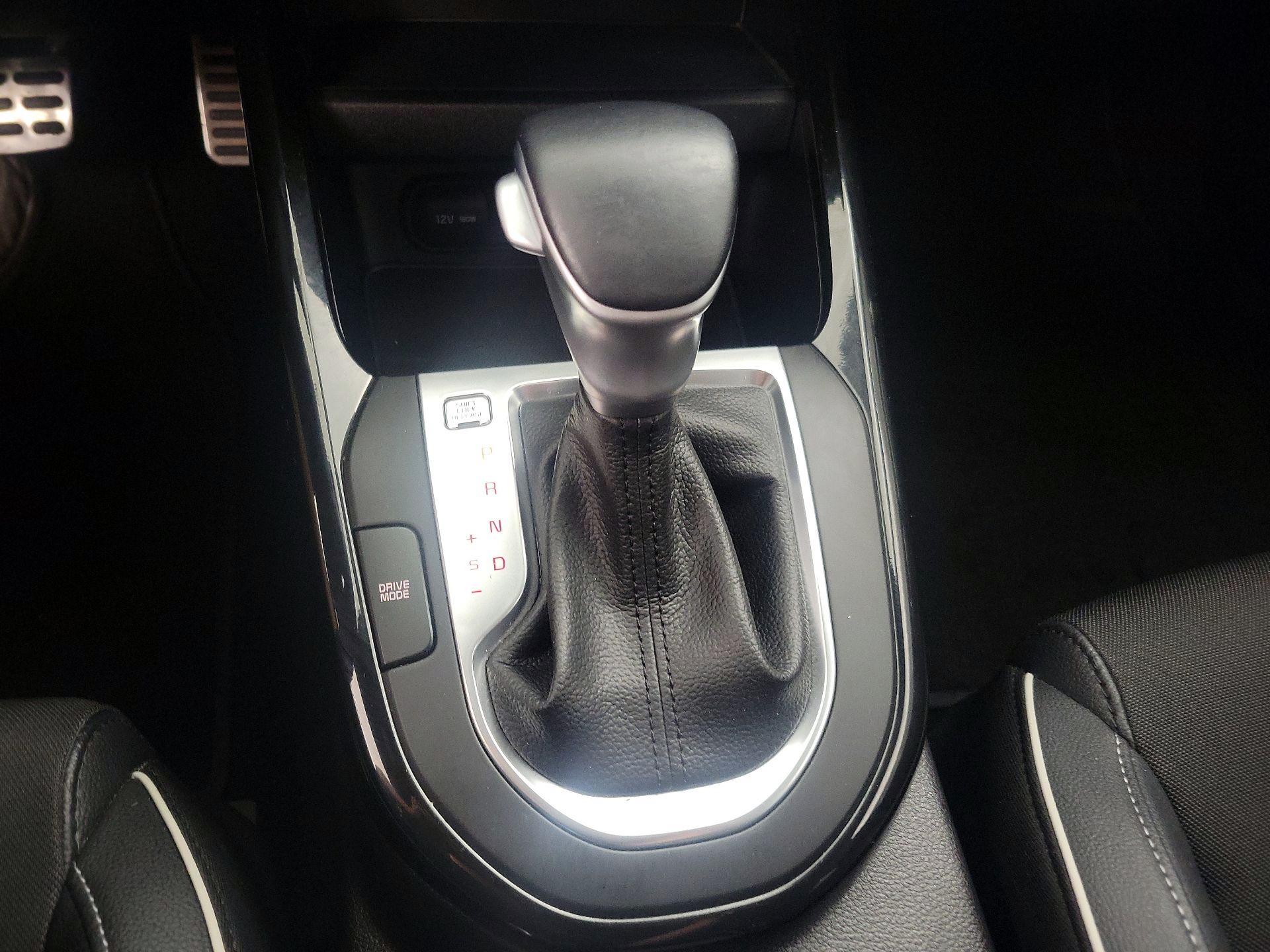 Thumbnail: 2021 Kia Forte - 17