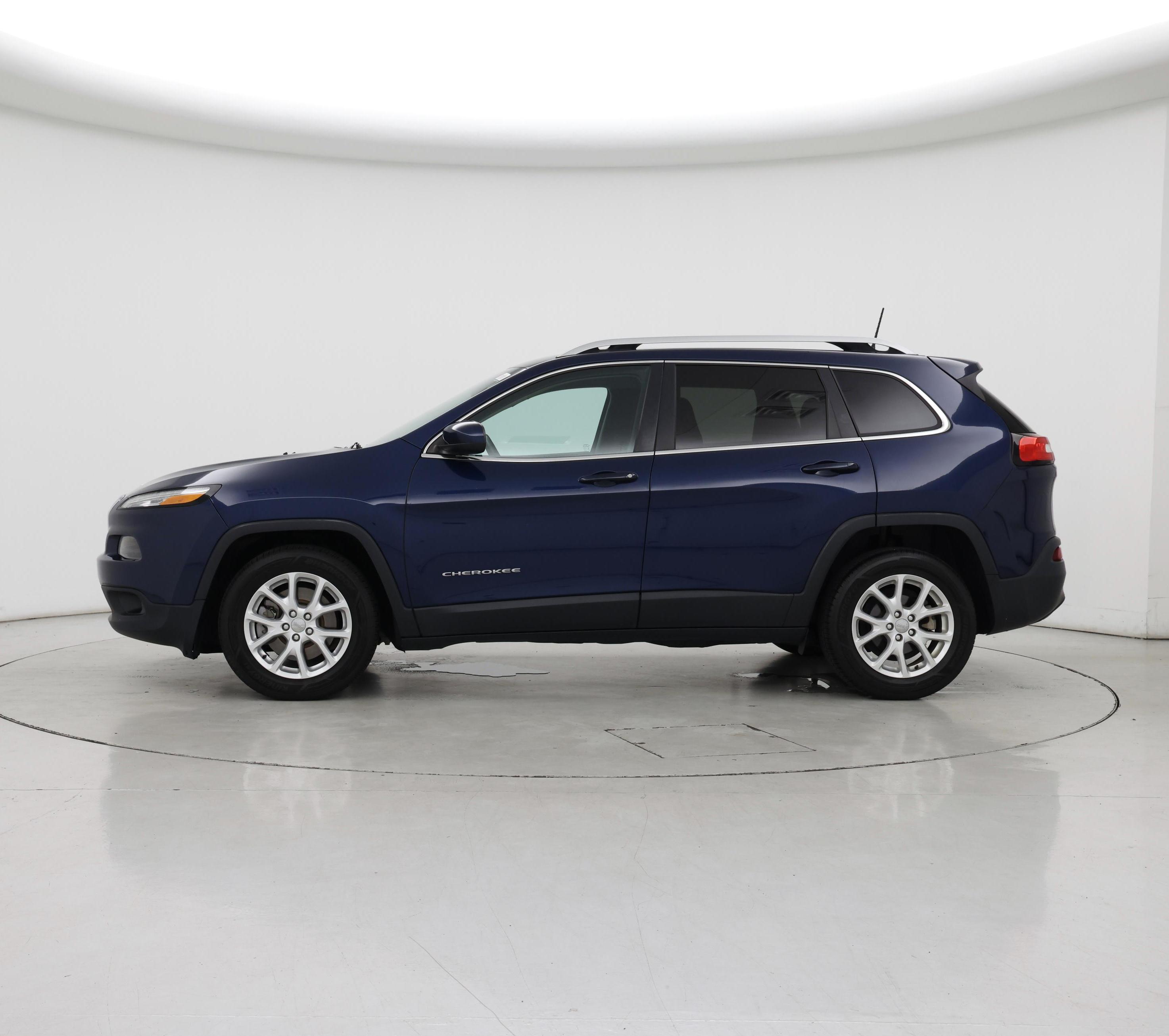 Thumbnail: 2018 Jeep Cherokee - 3