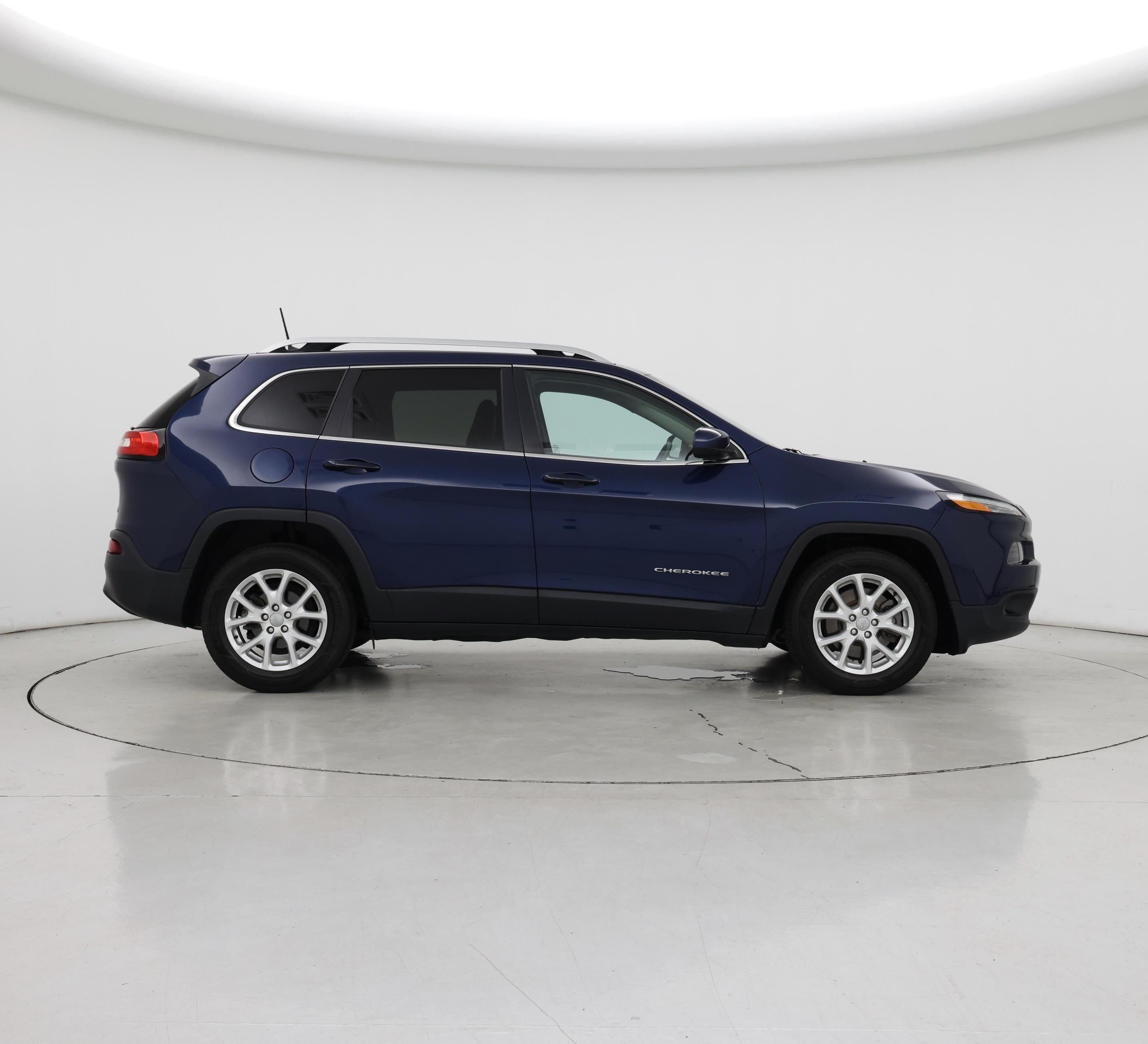 Thumbnail: 2018 Jeep Cherokee - 7