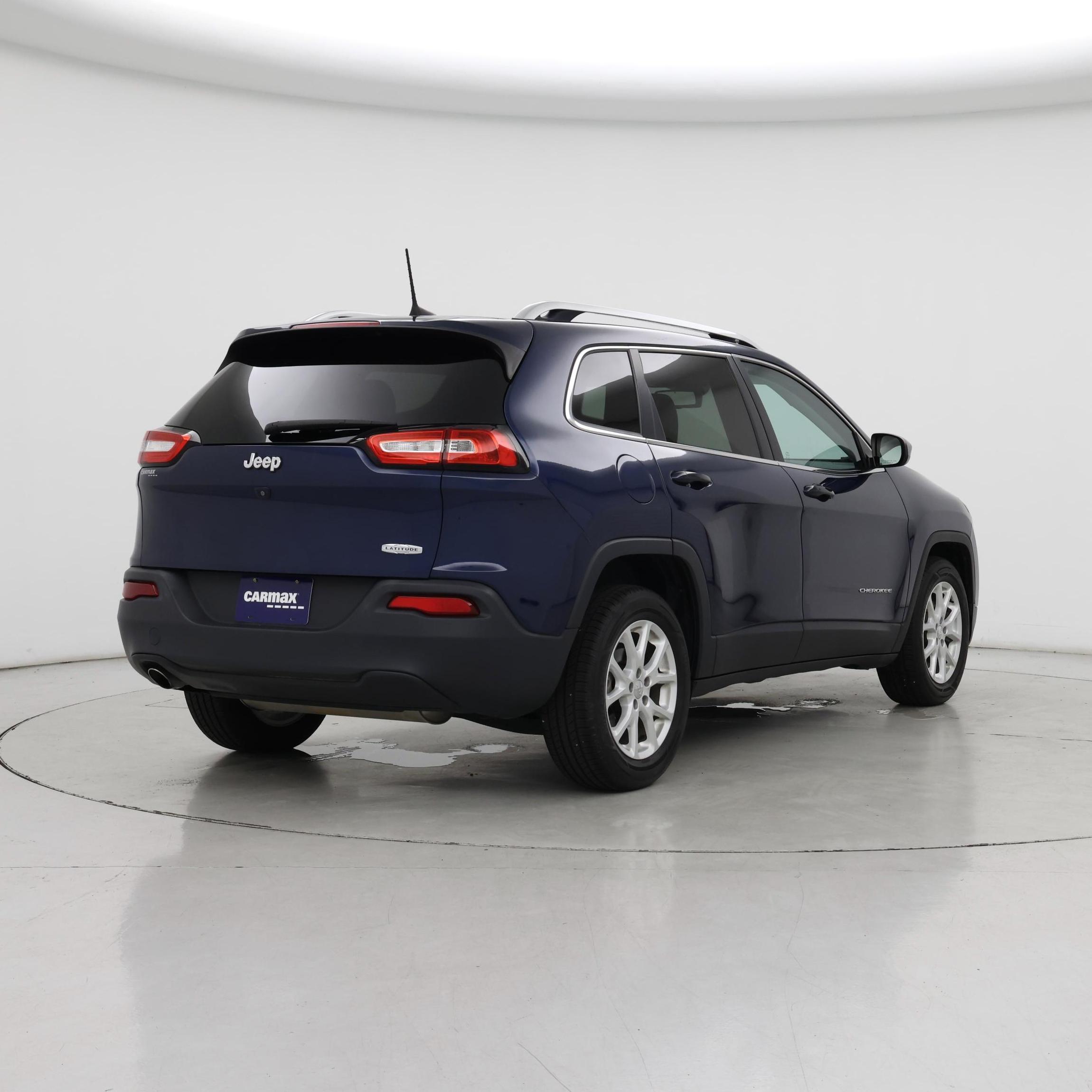 Thumbnail: 2018 Jeep Cherokee - 8