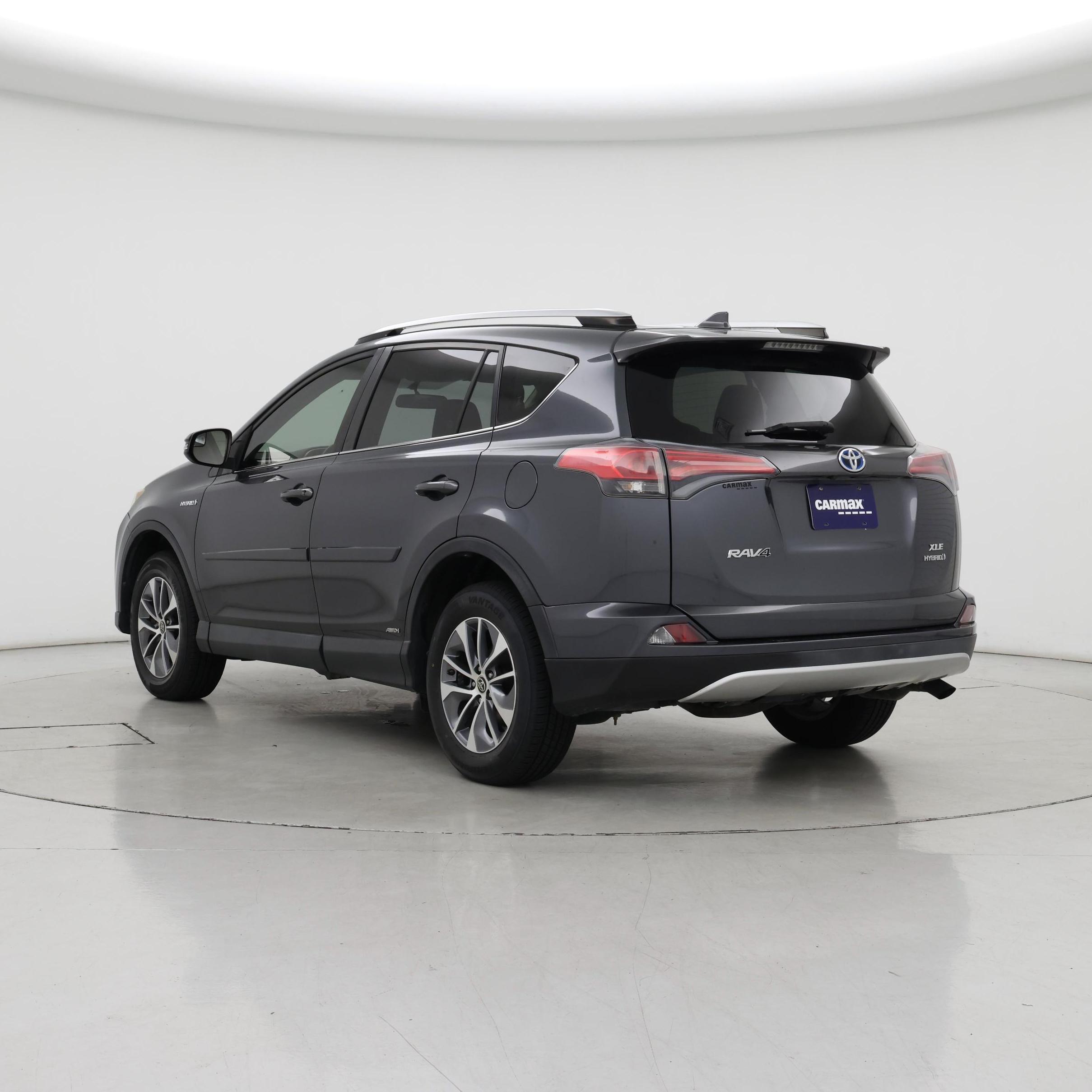 Thumbnail: 2016 Toyota RAV4 - 2
