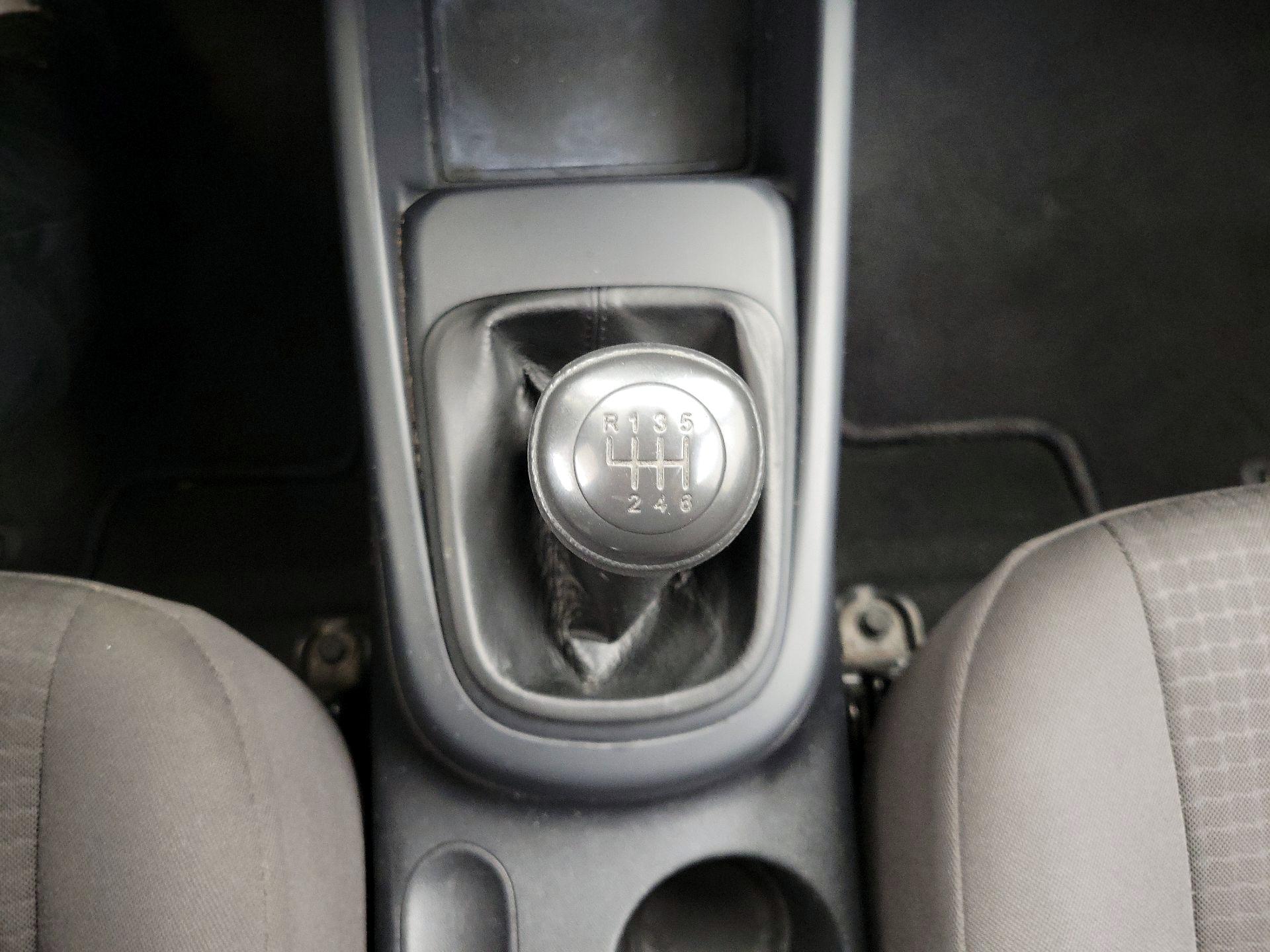 Thumbnail: 2013 Kia Soul - 16