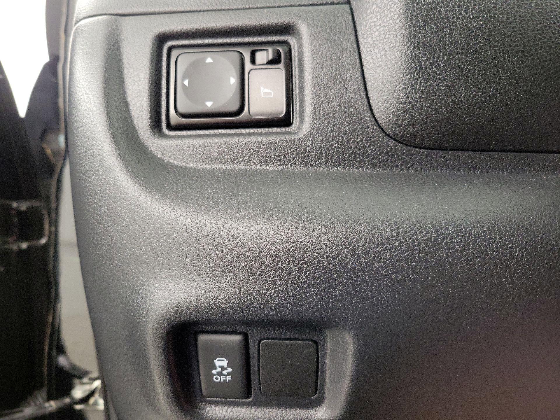 Thumbnail: 2019 Nissan Versa - 13