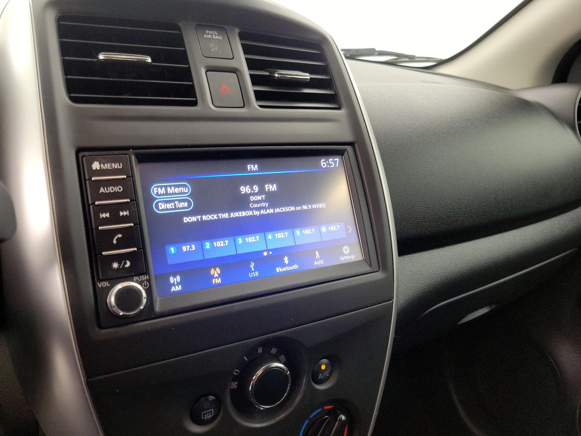 Thumbnail: 2019 Nissan Versa - 15