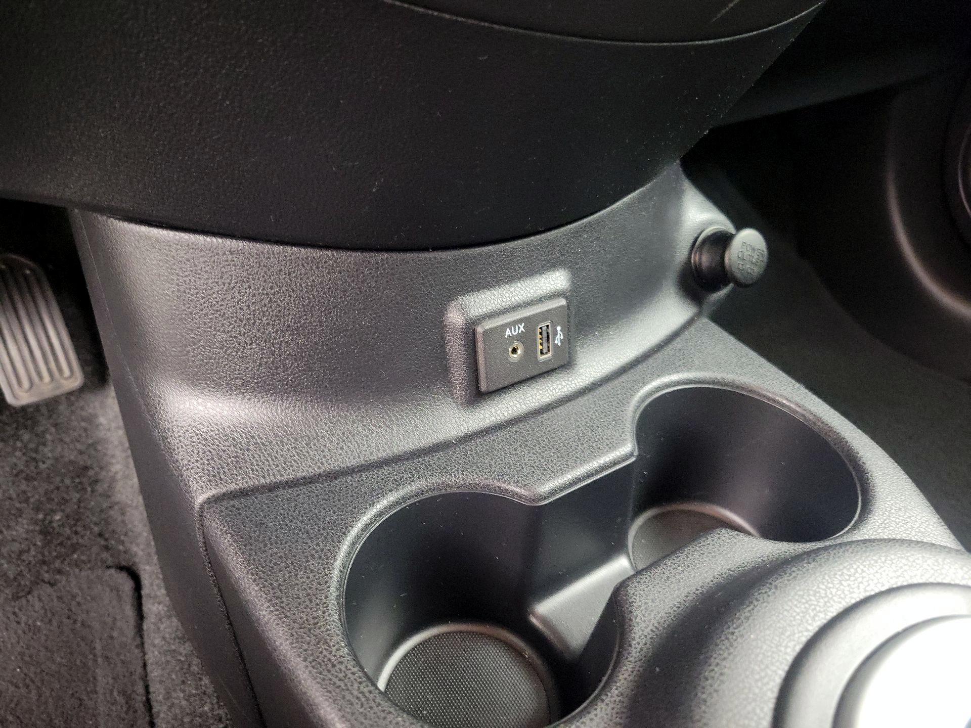 Thumbnail: 2019 Nissan Versa - 18