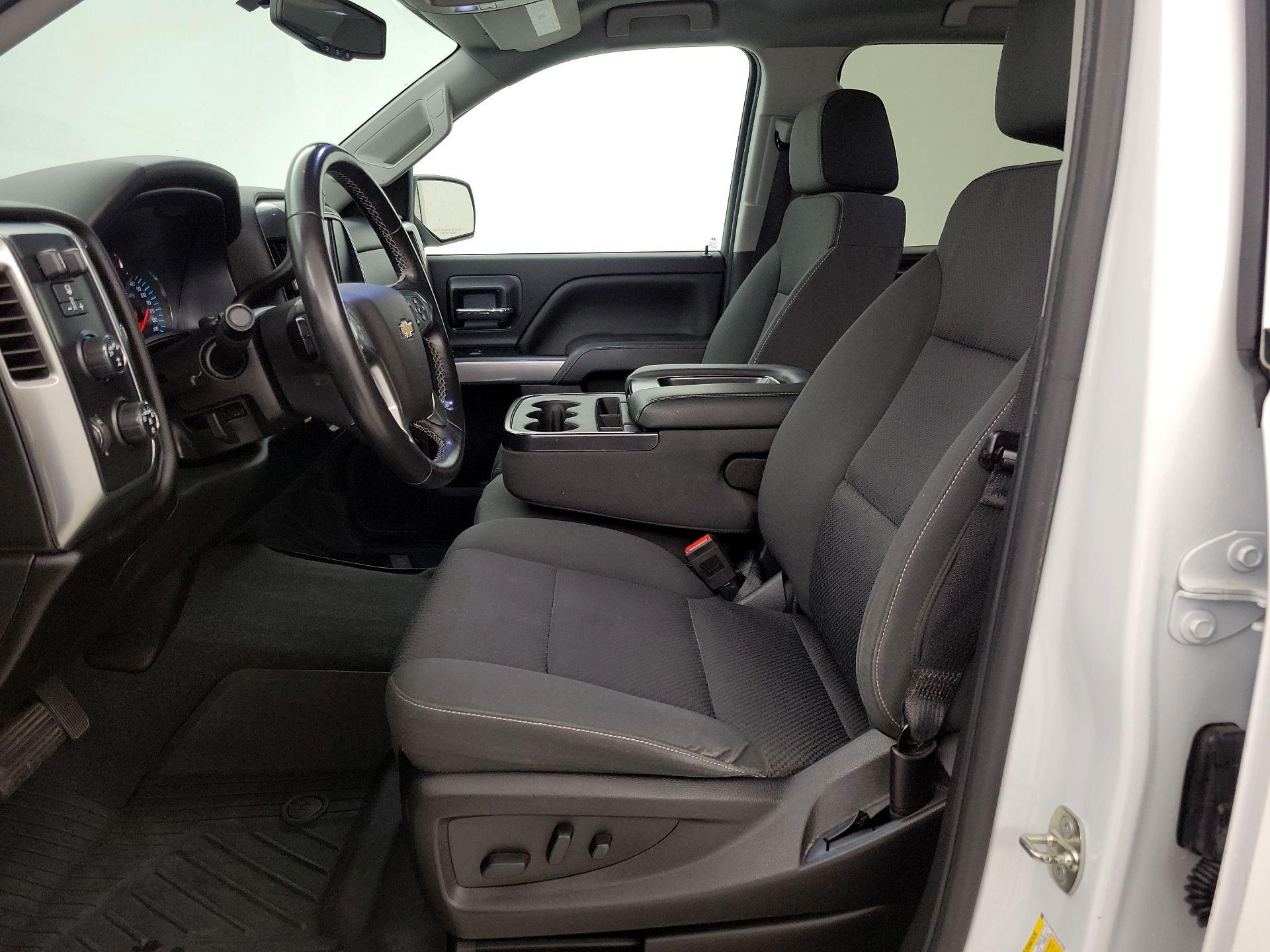 Thumbnail: 2018 Chevrolet Silverado 1500 - 11