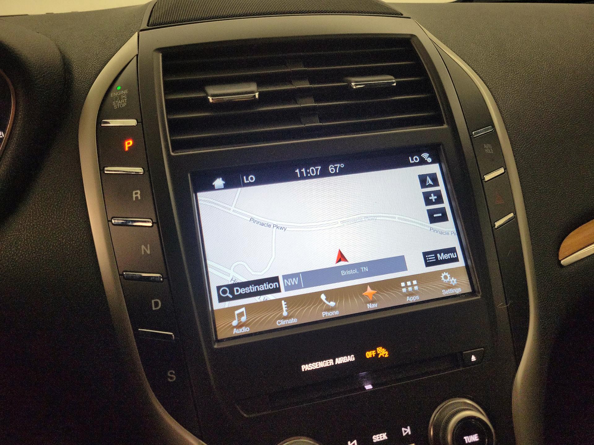 Thumbnail: 2017 Lincoln MKC - 14