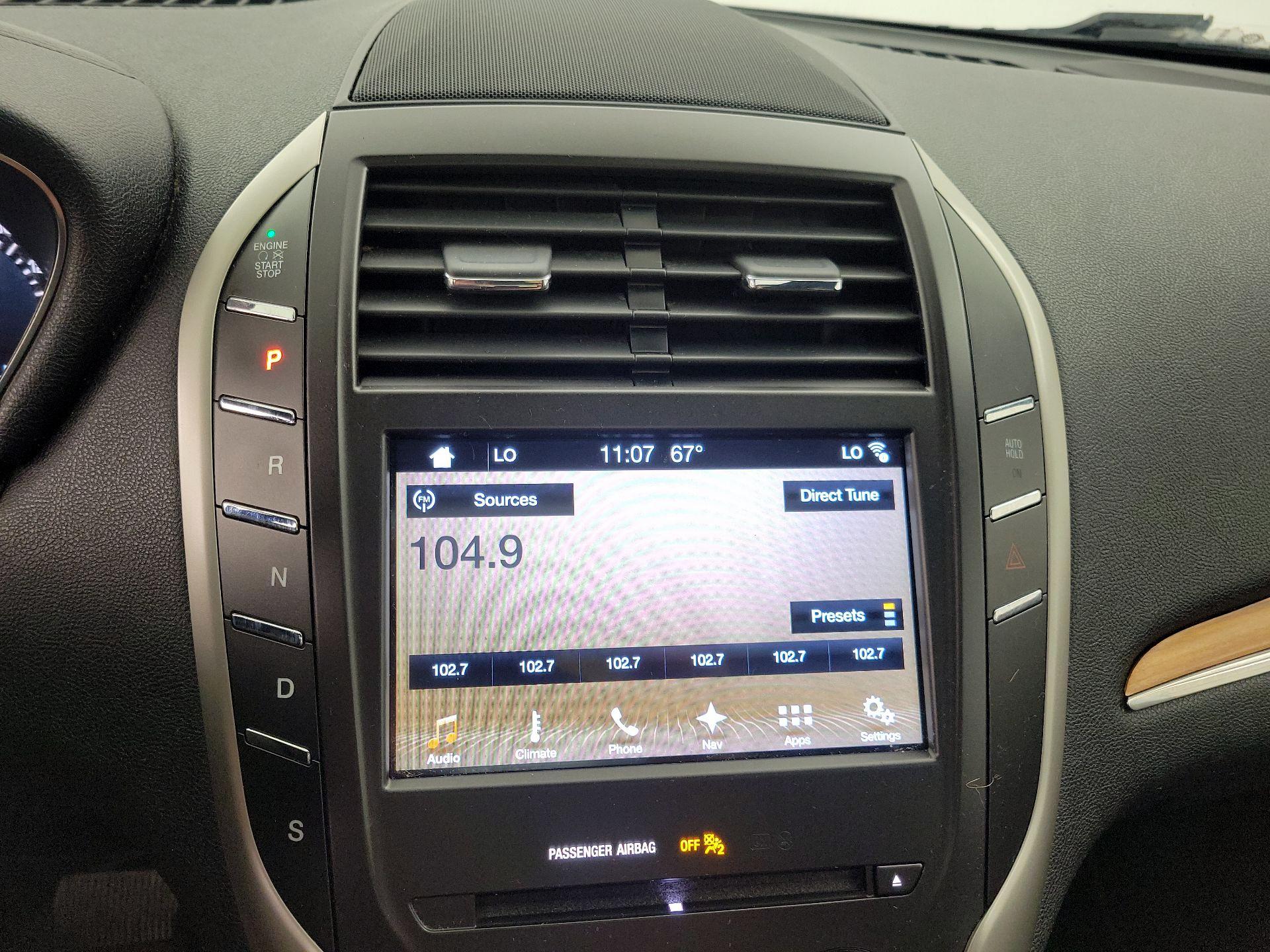 Thumbnail: 2017 Lincoln MKC - 18