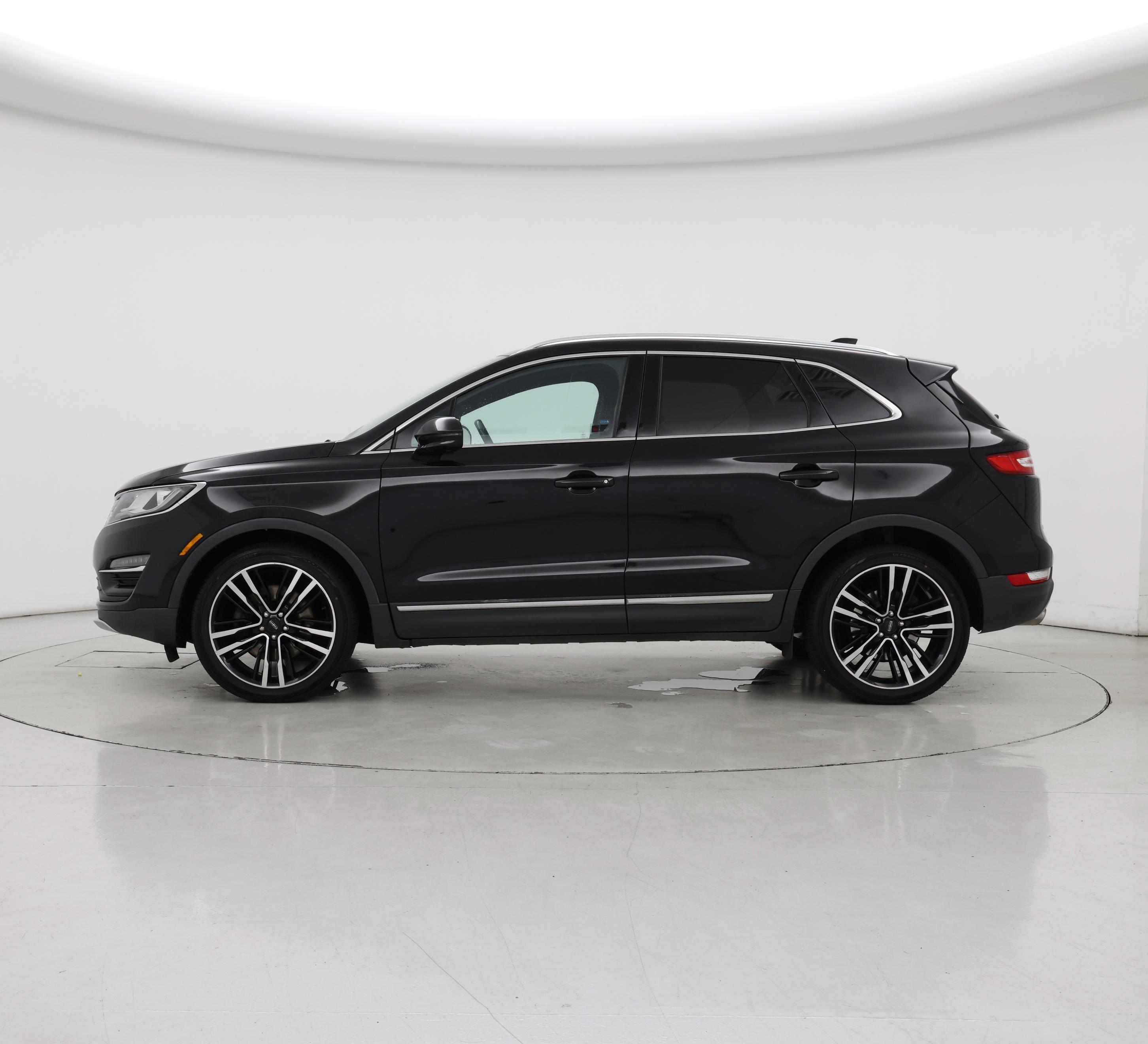 Thumbnail: 2017 Lincoln MKC - 3