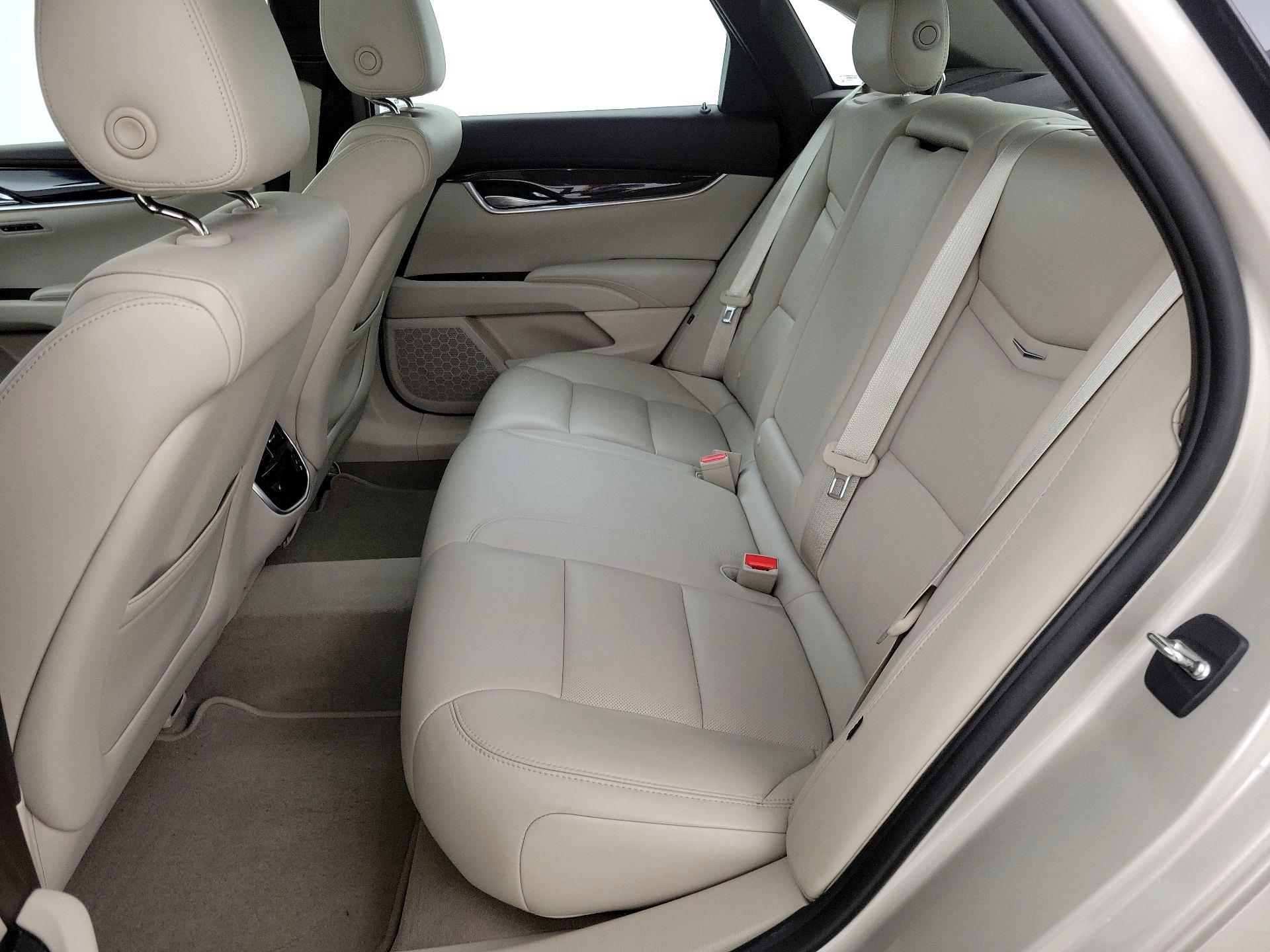 Thumbnail: 2016 Cadillac XTS - 20