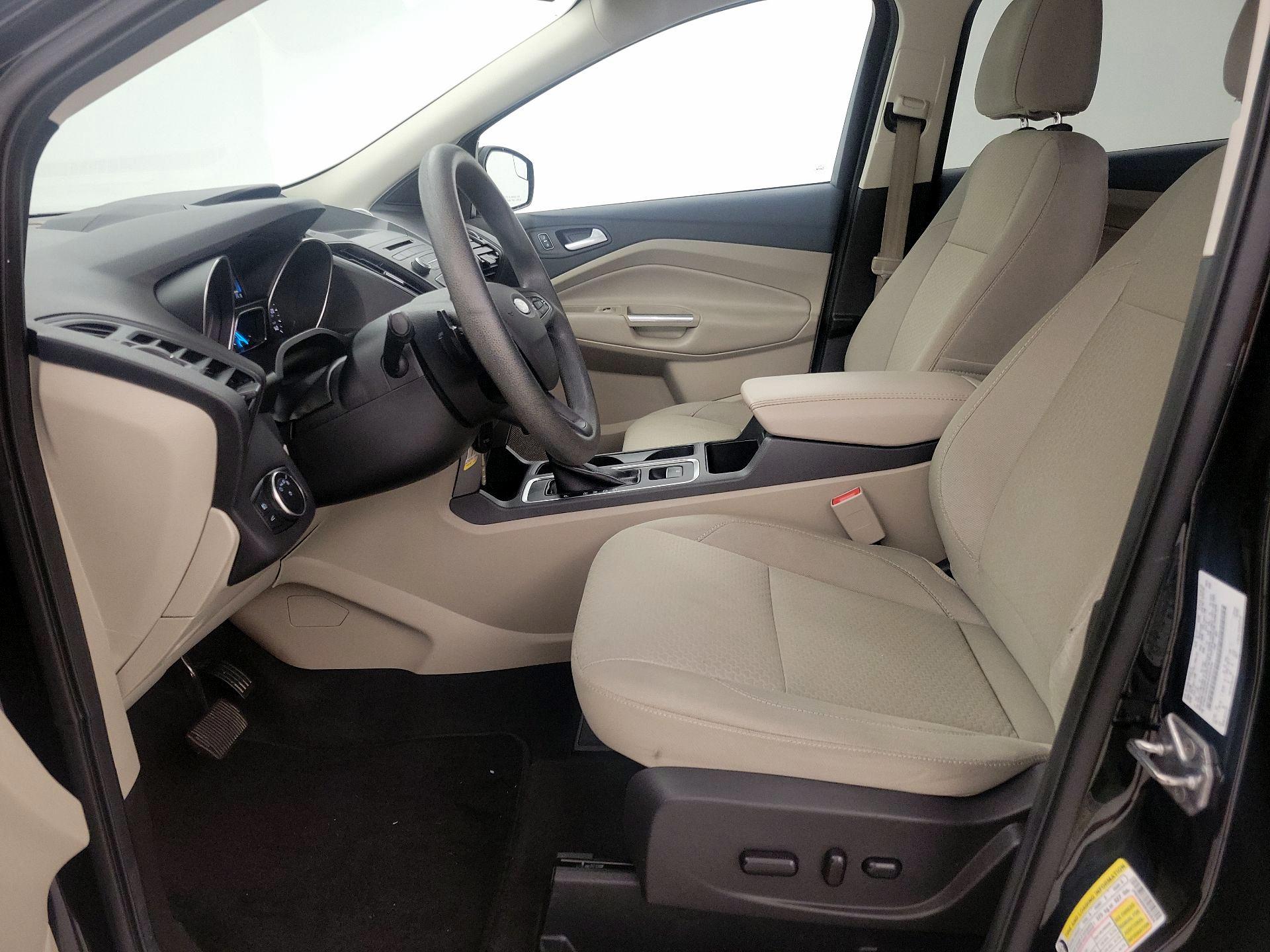 Thumbnail: 2017 Ford Escape - 11