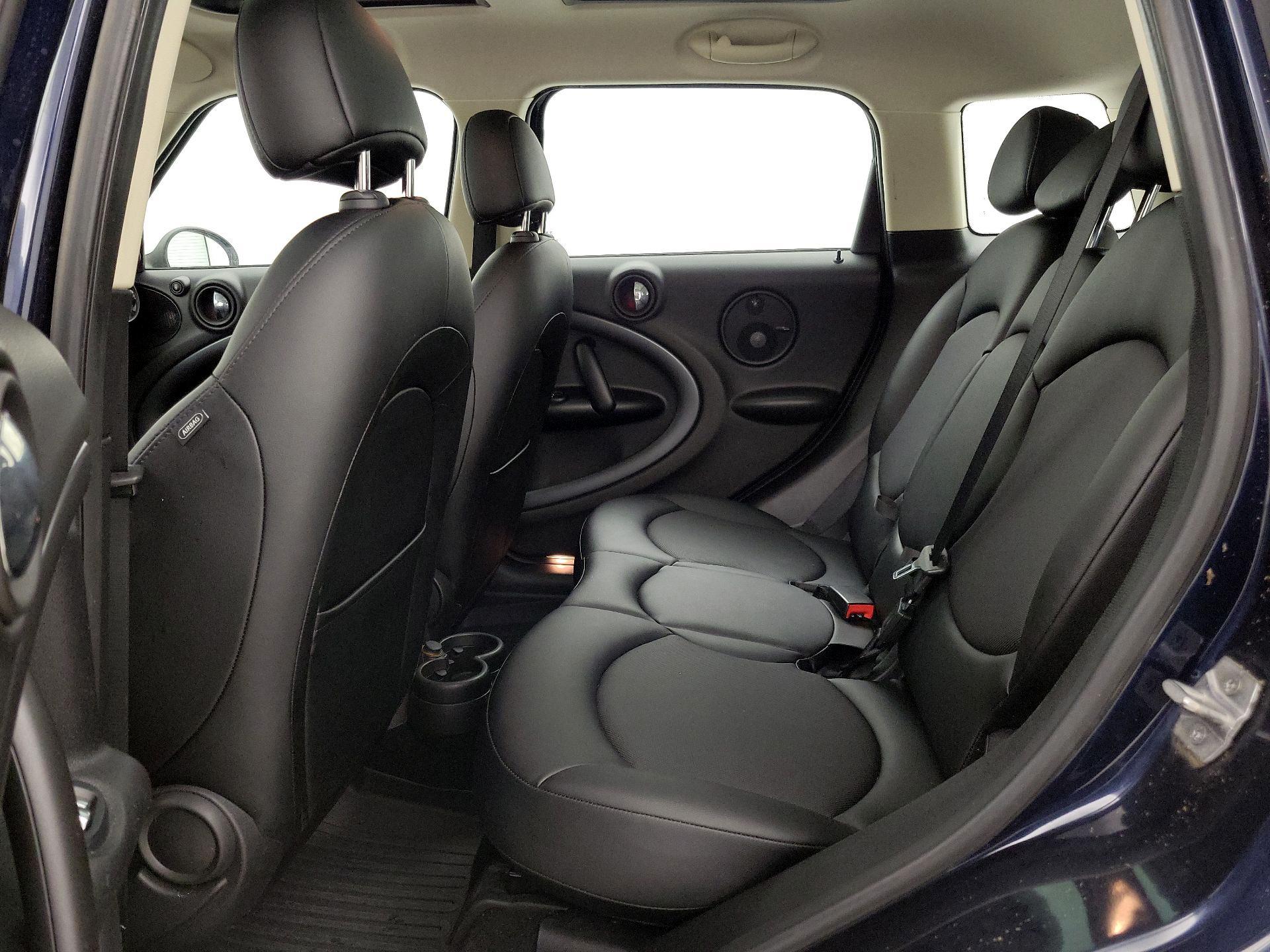 Thumbnail: 2015 MINI Cooper Countryman - 18