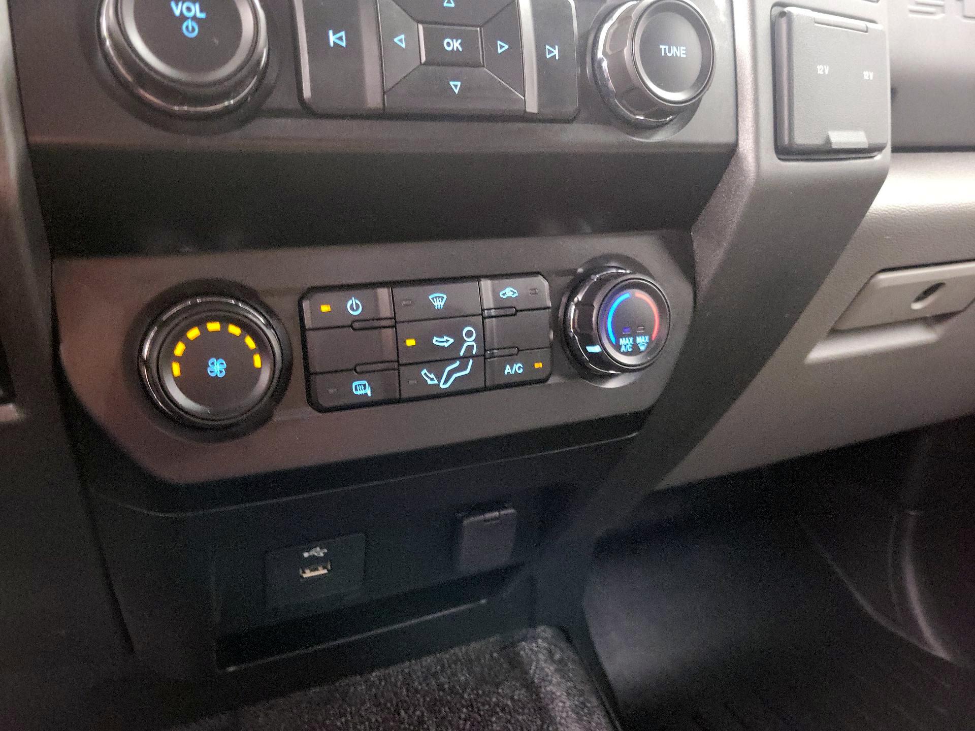 Thumbnail: 2019 Ford F-250 - 16