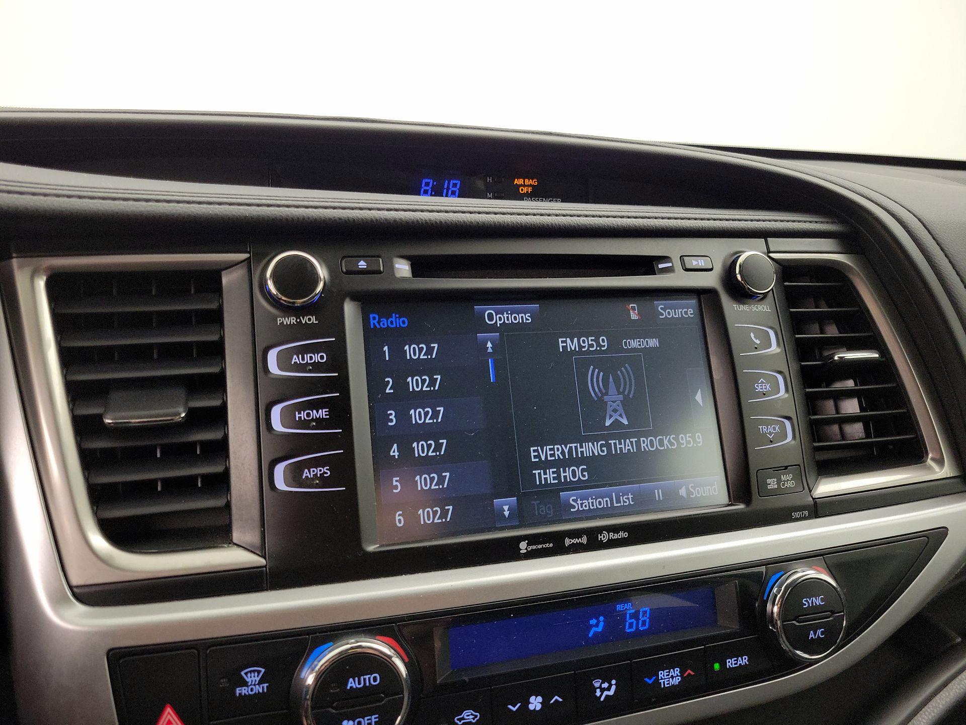 Thumbnail: 2018 Toyota Highlander - 15