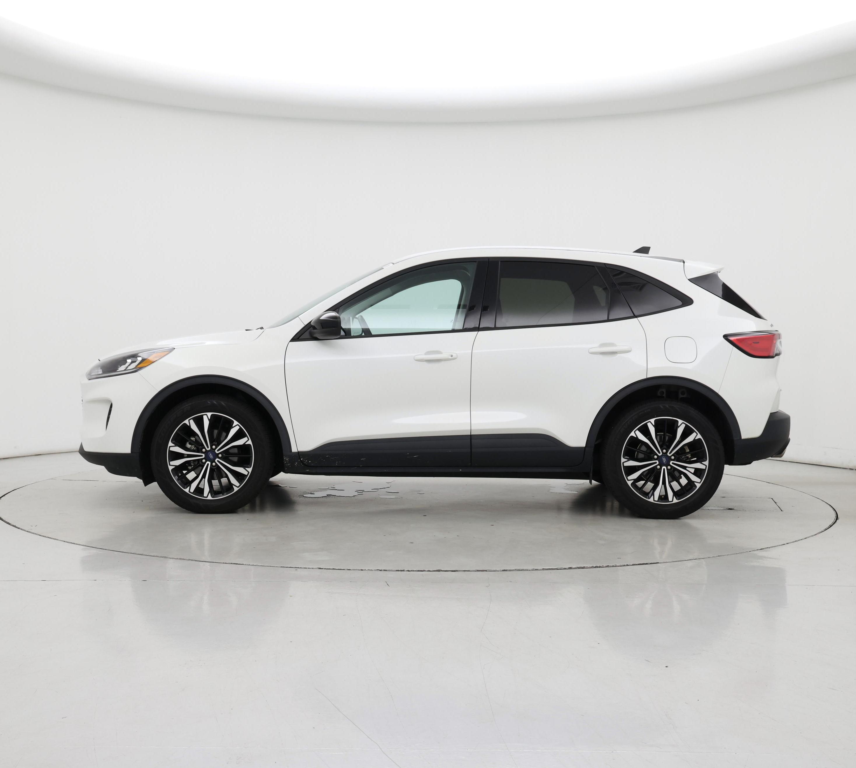 Thumbnail: 2022 Ford Escape - 3