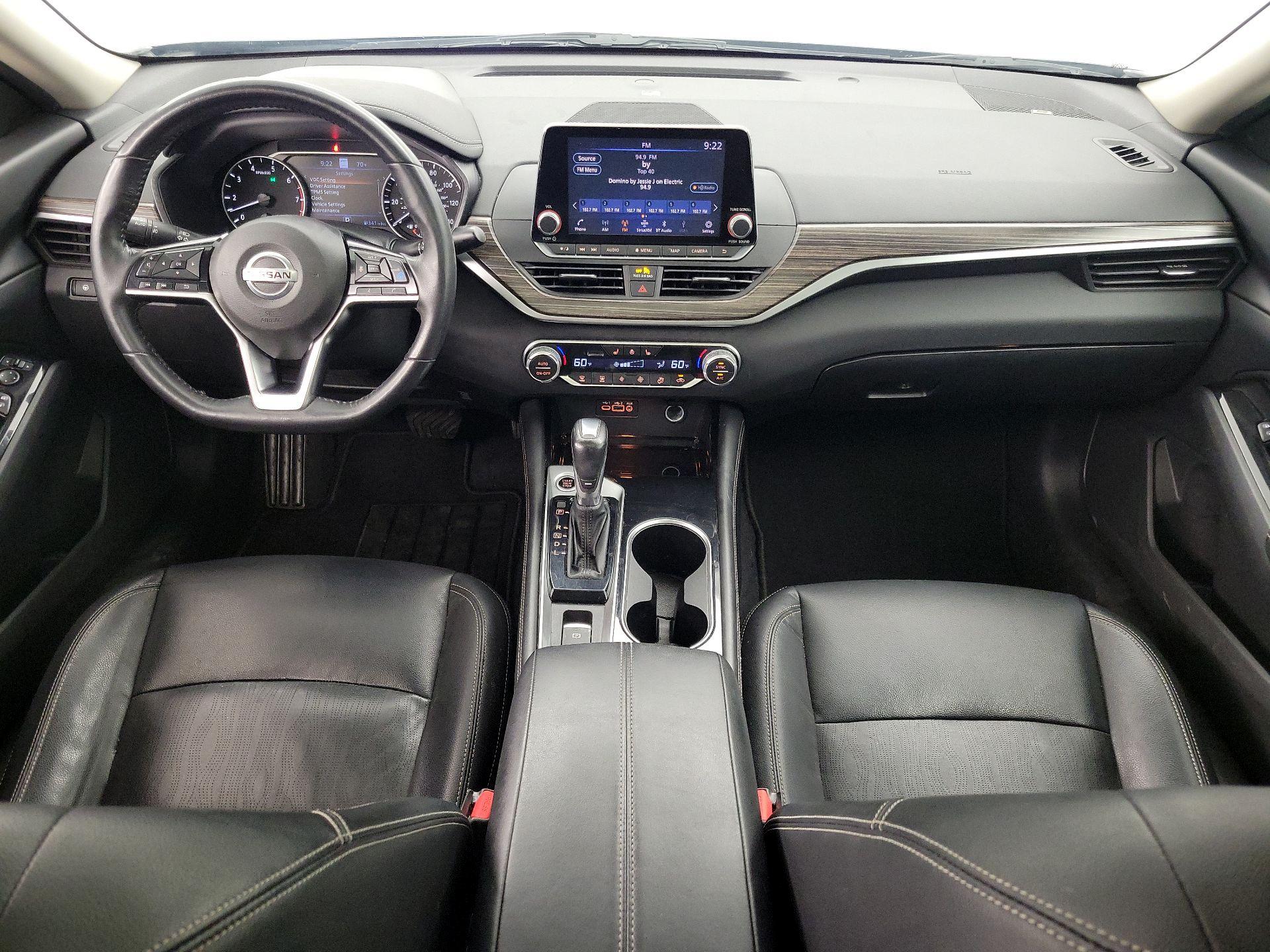 Thumbnail: 2020 Nissan Altima - 9