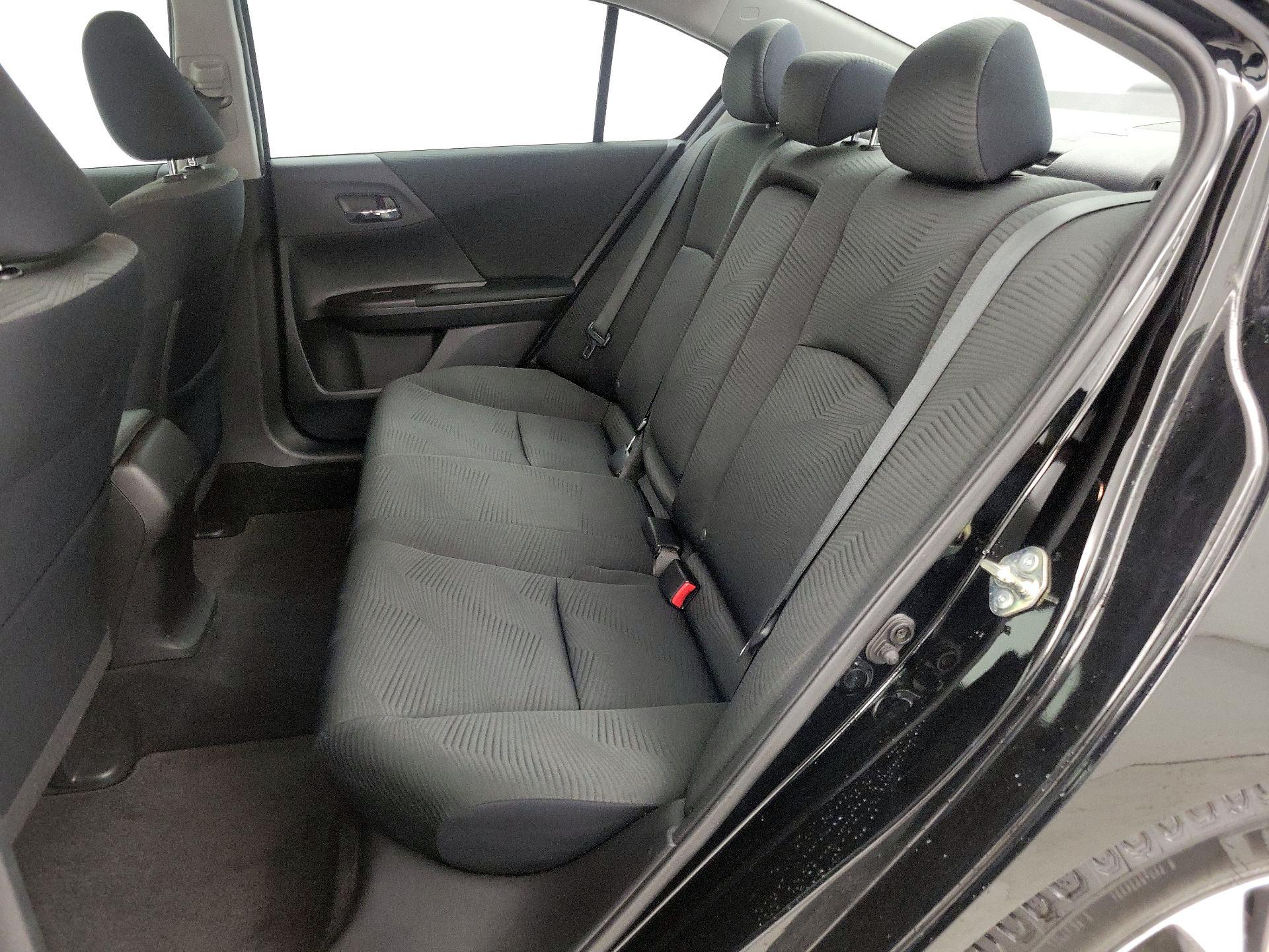 Thumbnail: 2015 Honda Accord - 19