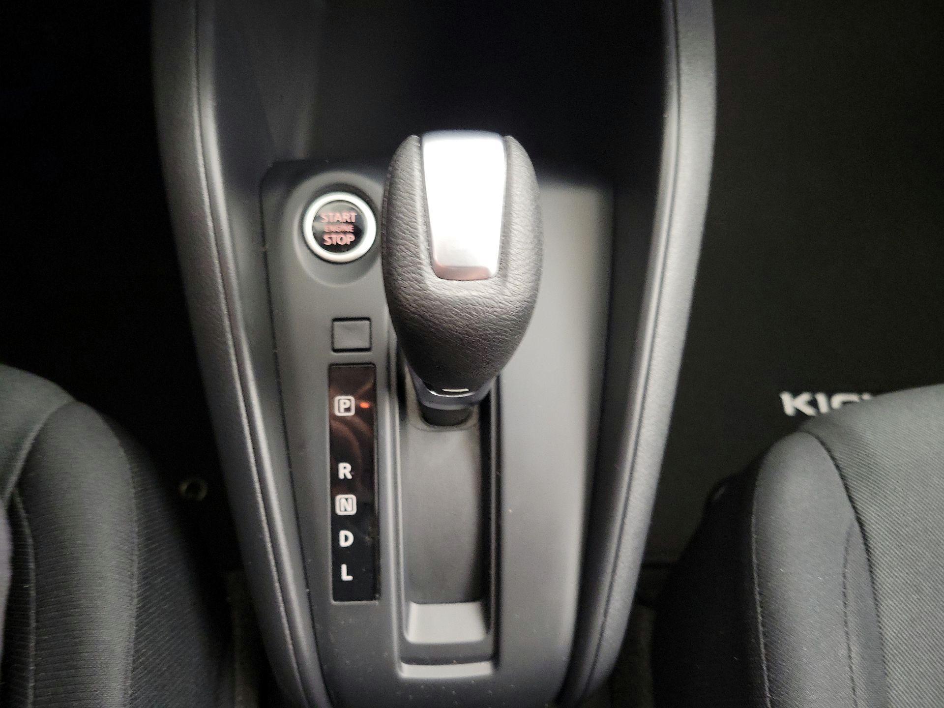 Thumbnail: 2024 Nissan Kicks - 17