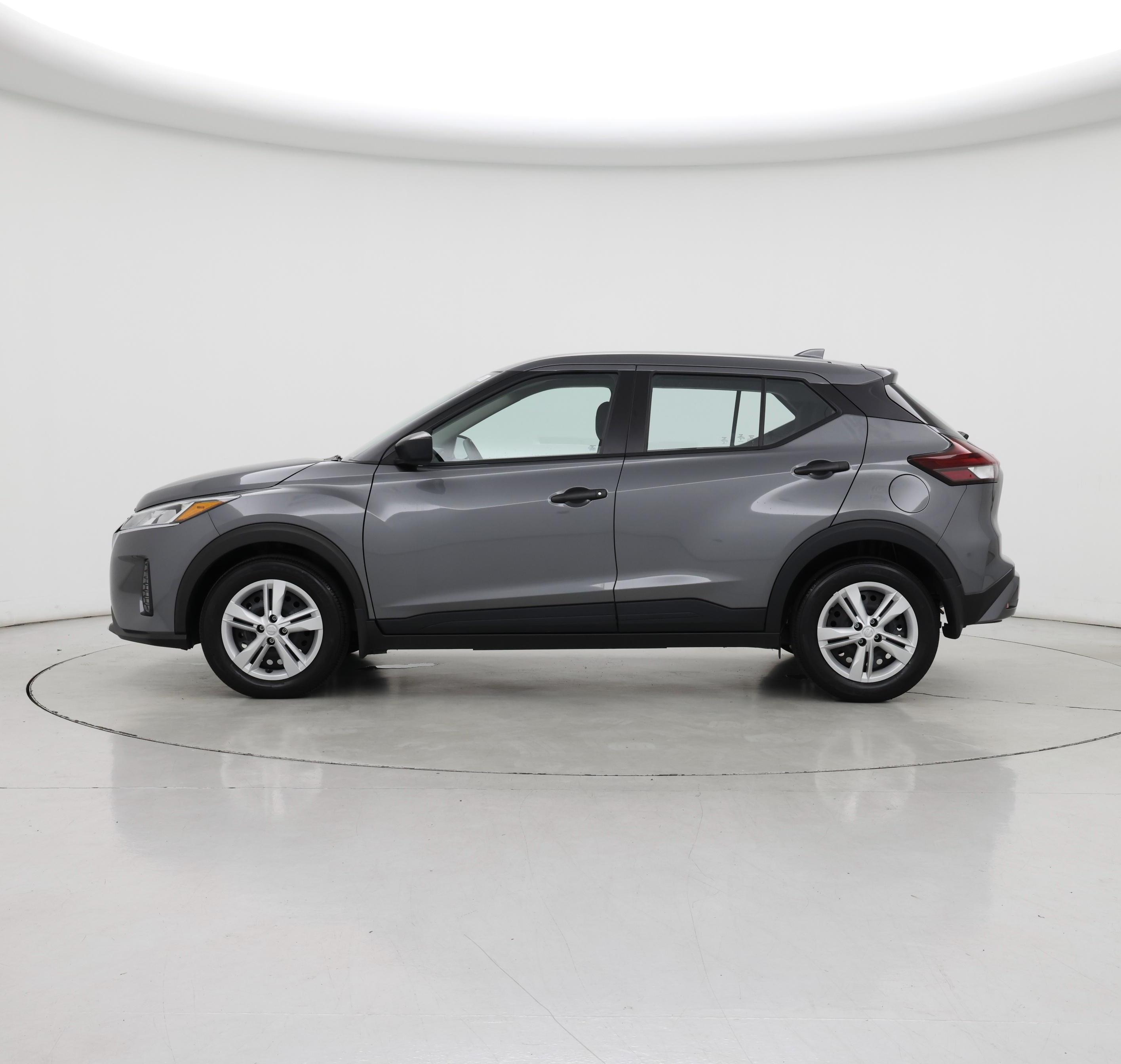 Thumbnail: 2024 Nissan Kicks - 3