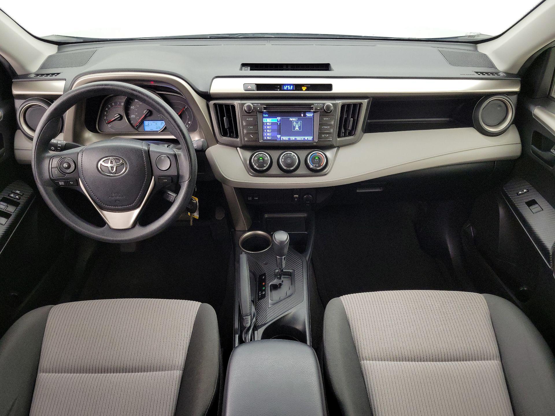 Thumbnail: 2015 Toyota RAV4 - 9