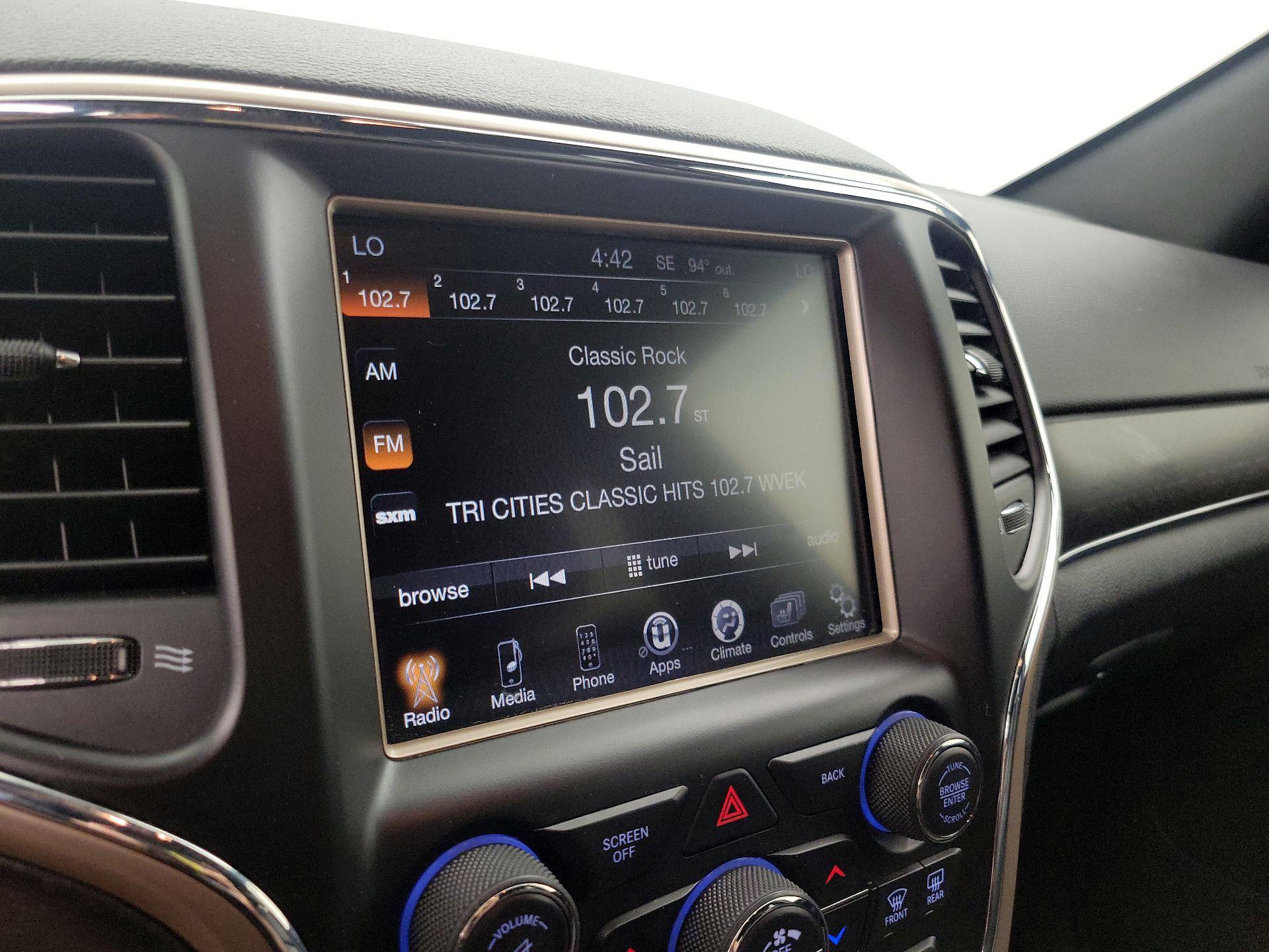 Thumbnail: 2017 Jeep Grand Cherokee - 15