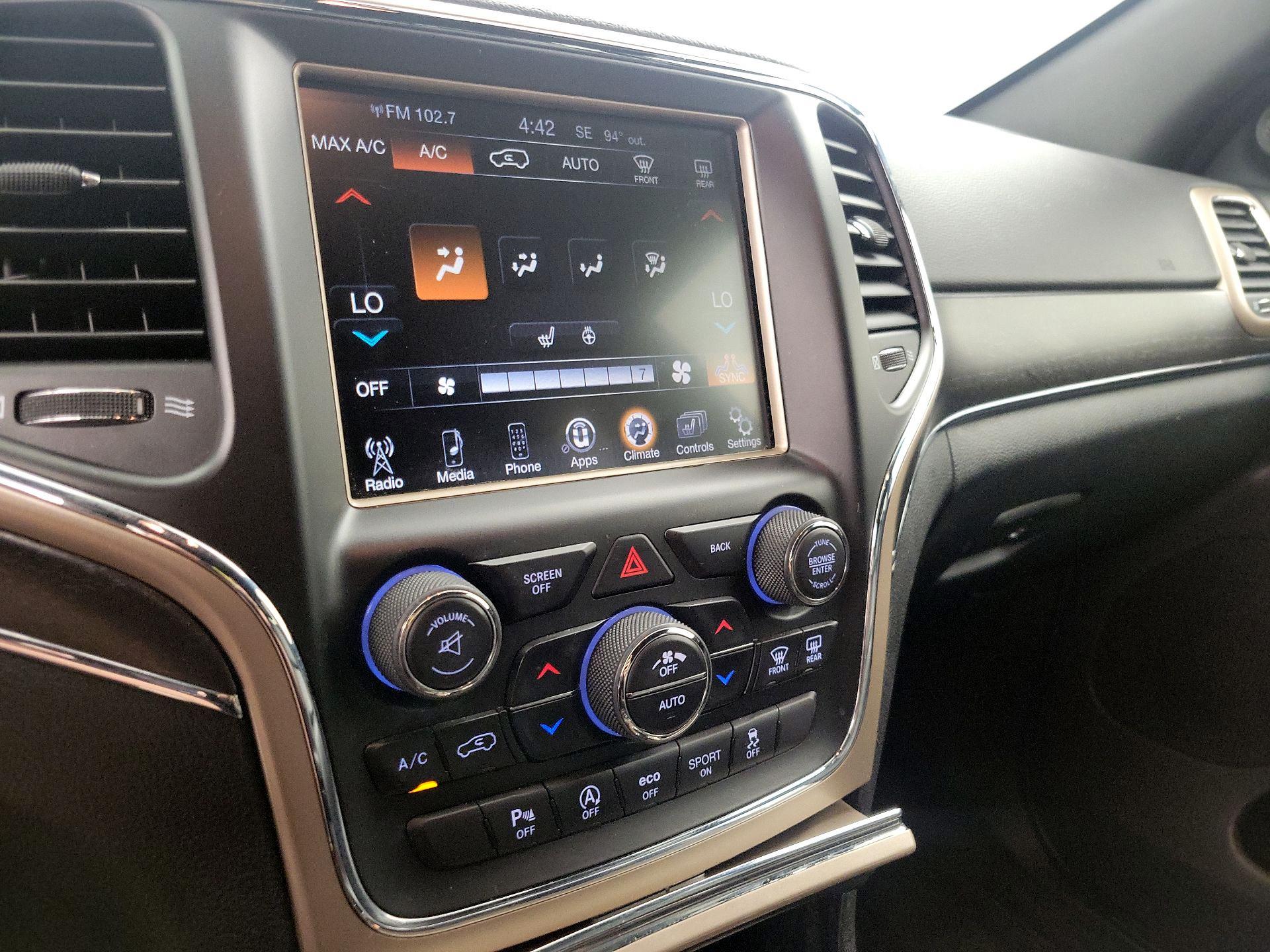 Thumbnail: 2017 Jeep Grand Cherokee - 16