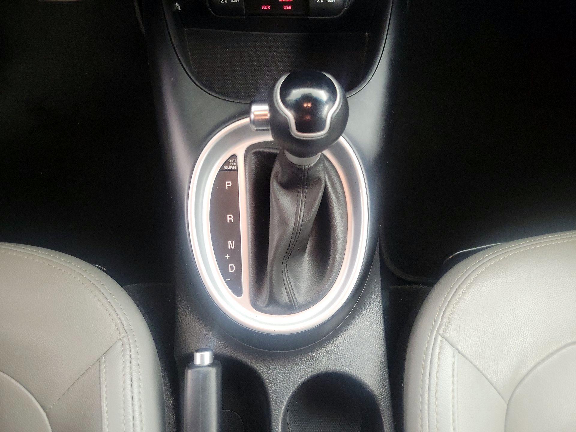 Thumbnail: 2017 Kia Soul - 17