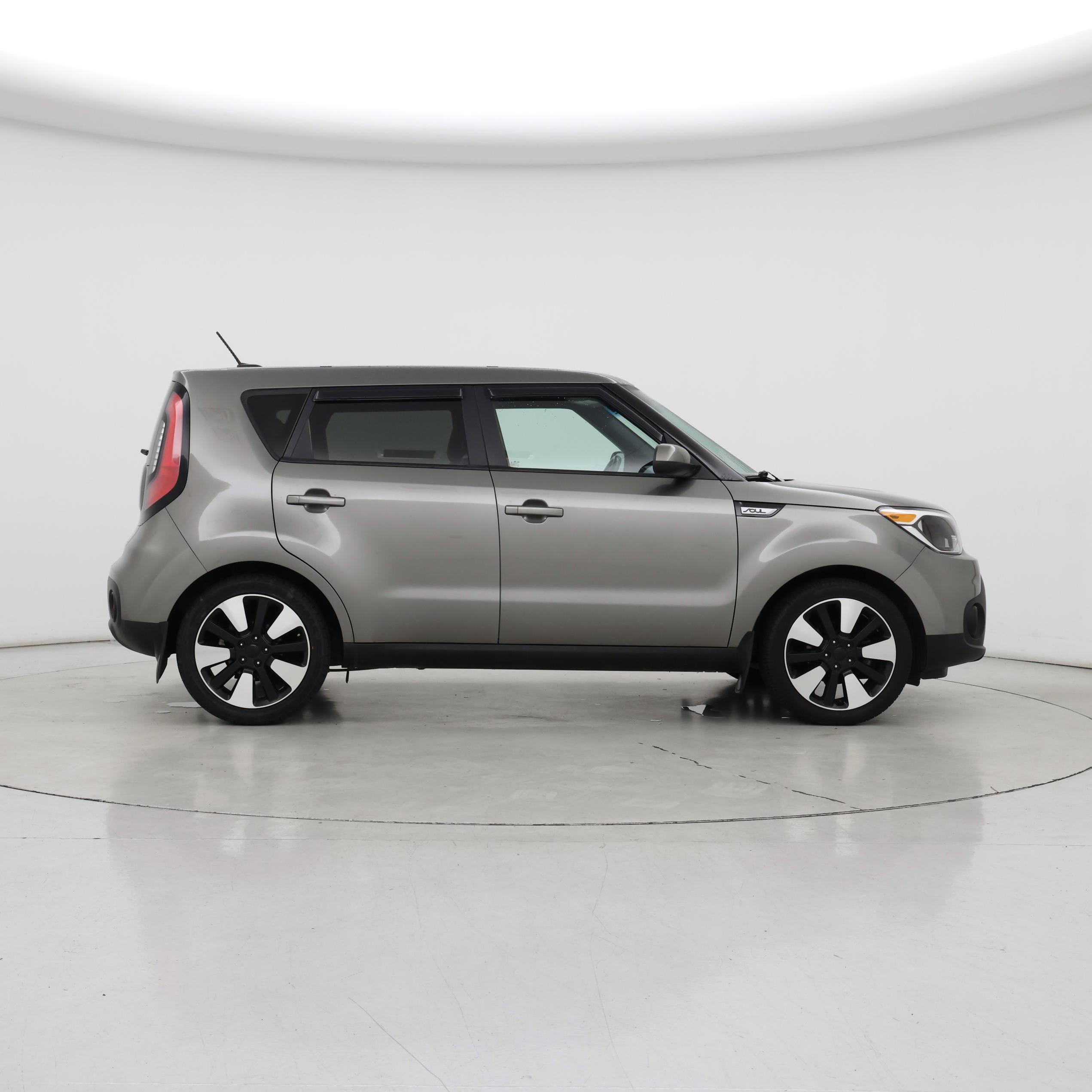 Thumbnail: 2017 Kia Soul - 7