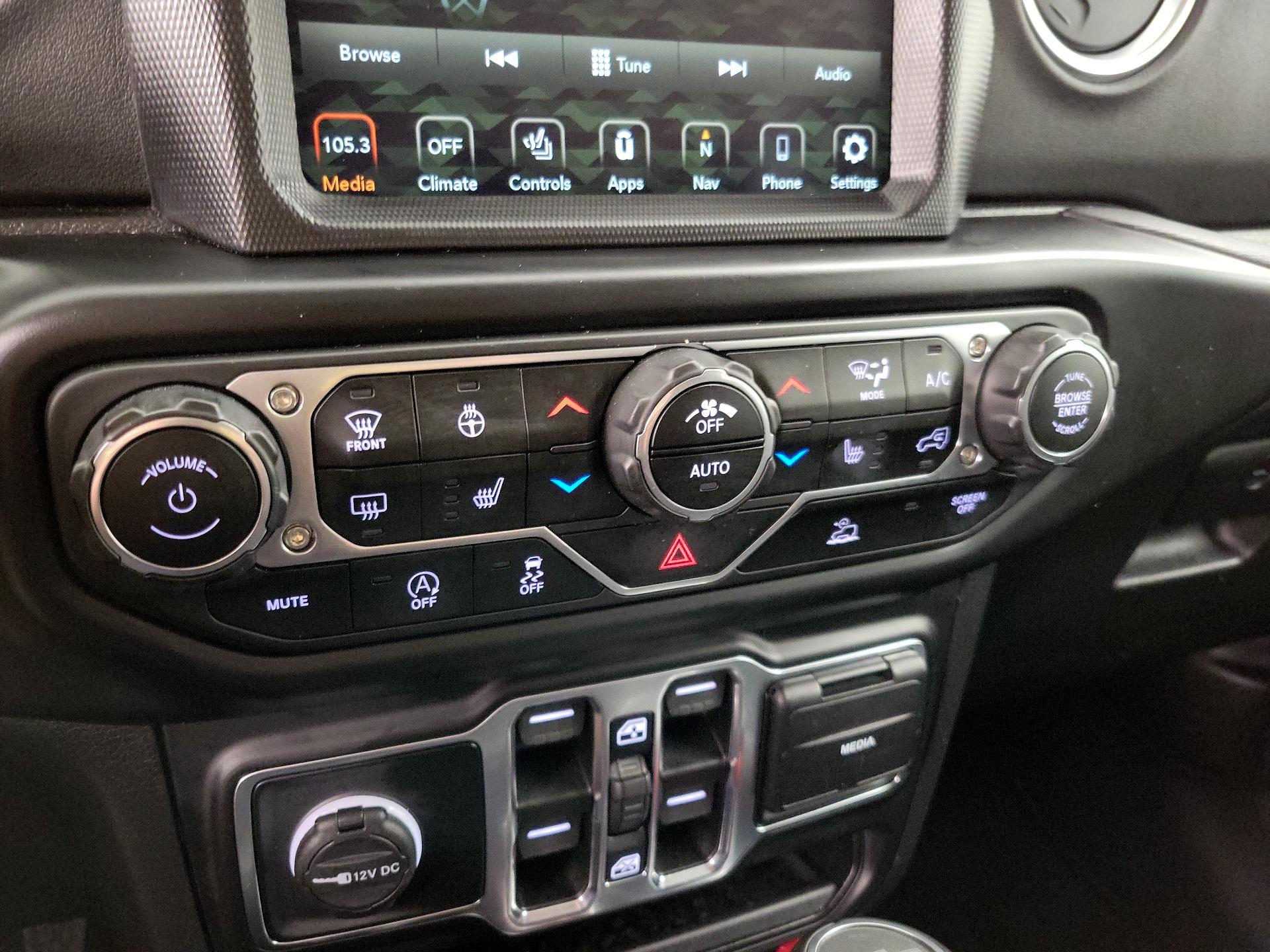 Thumbnail: 2022 Jeep Gladiator - 17