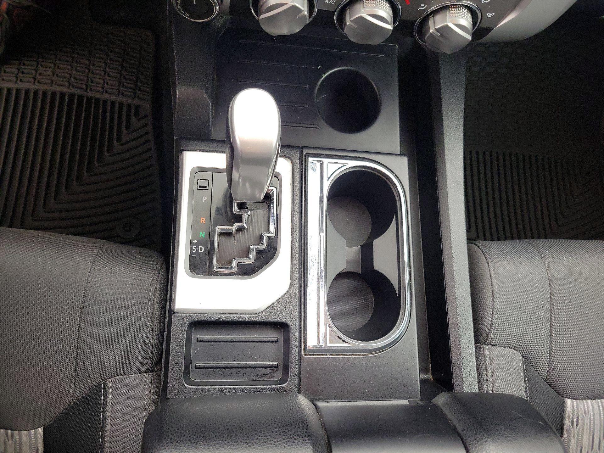 Thumbnail: 2016 Toyota Tundra - 17