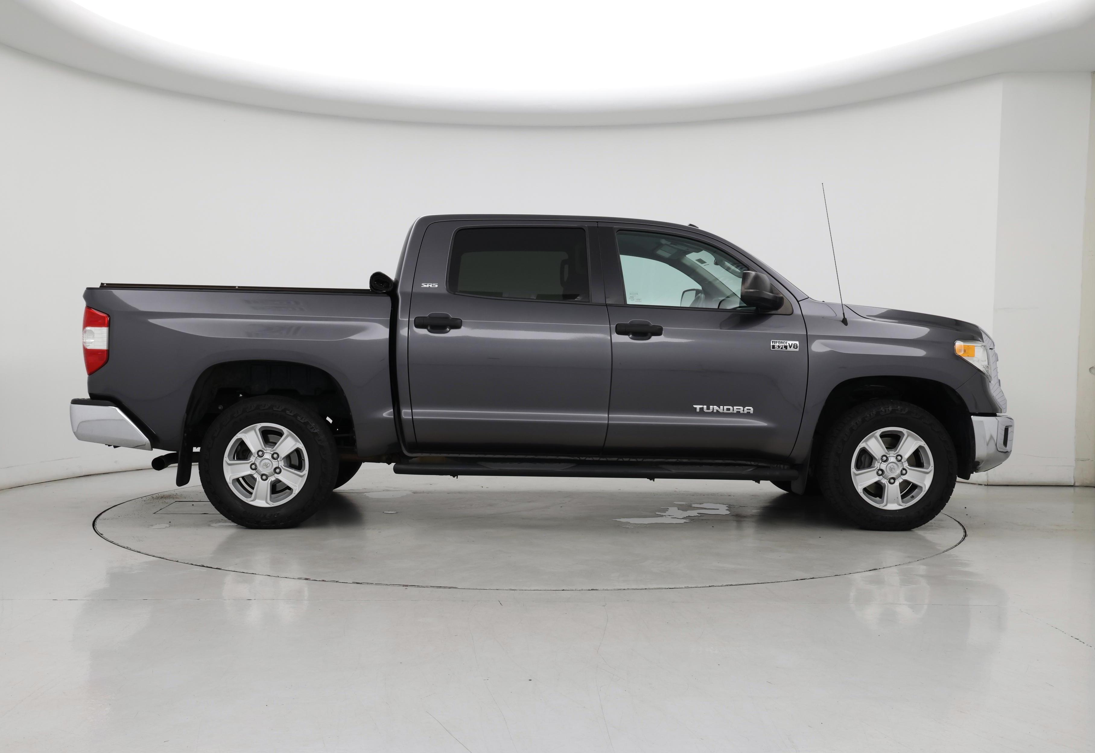 Thumbnail: 2016 Toyota Tundra - 7