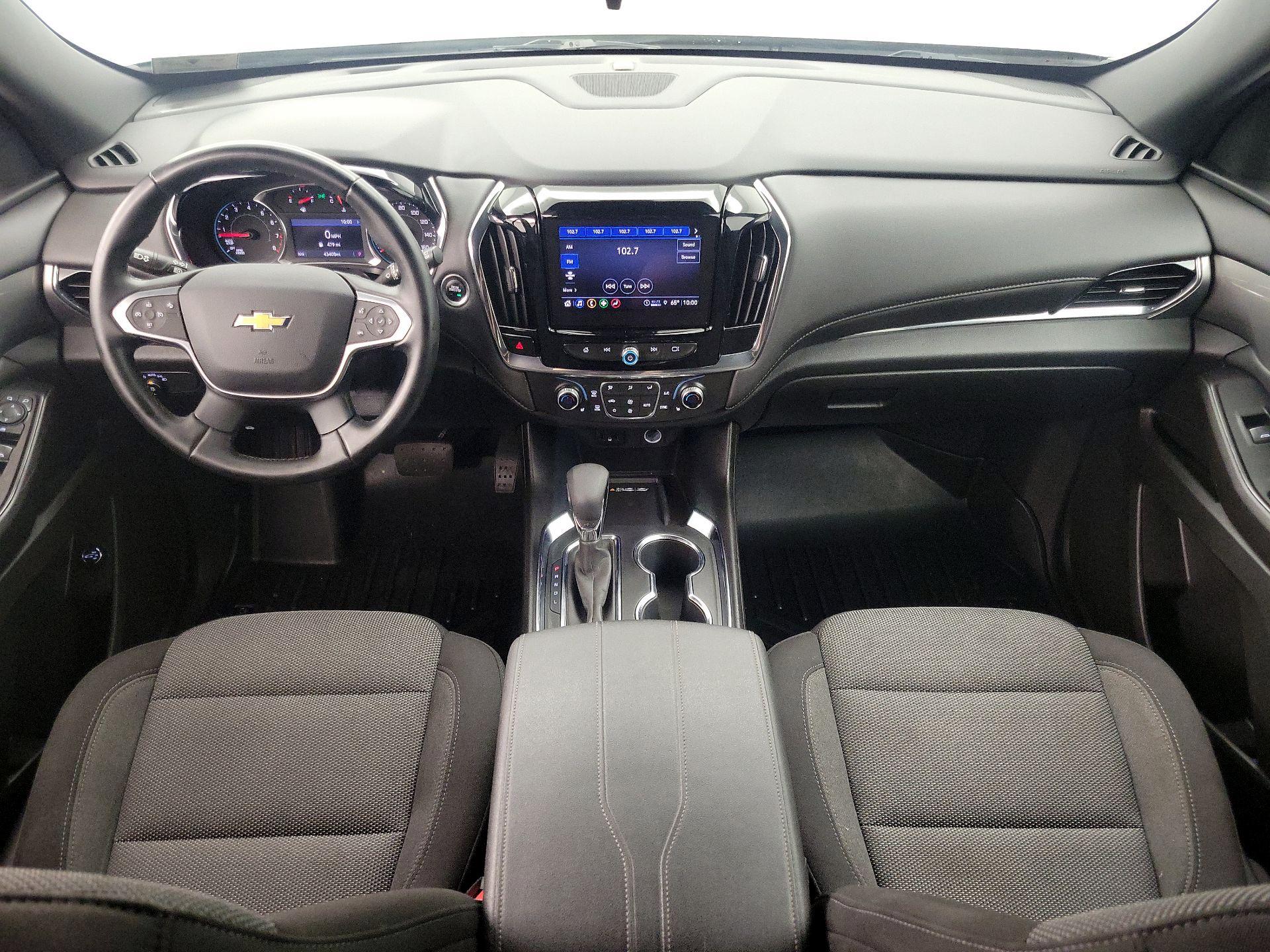 Thumbnail: 2023 Chevrolet Traverse - 9