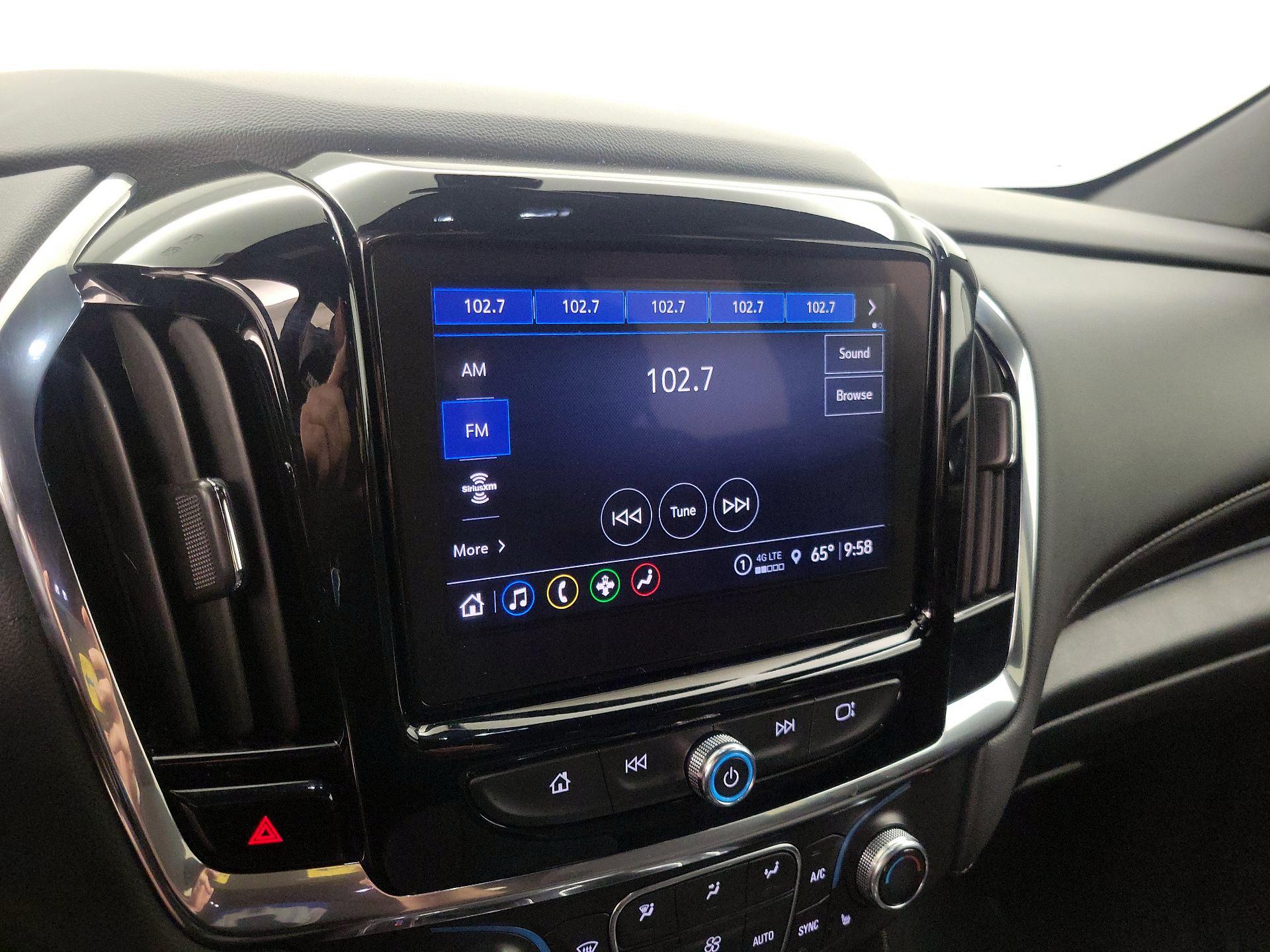 Thumbnail: 2023 Chevrolet Traverse - 15
