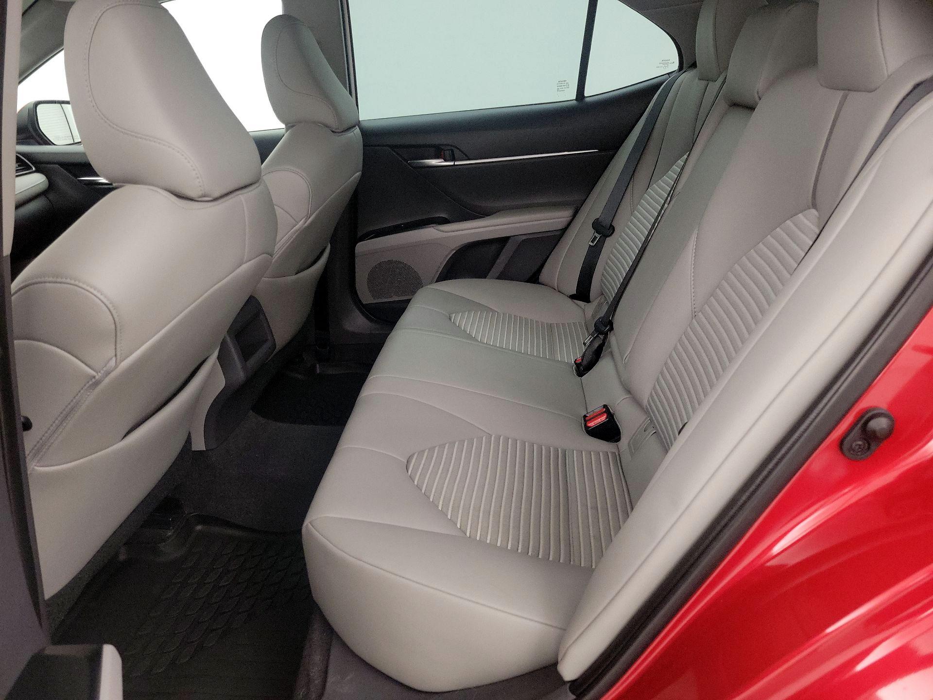 Thumbnail: 2019 Toyota Camry - 20
