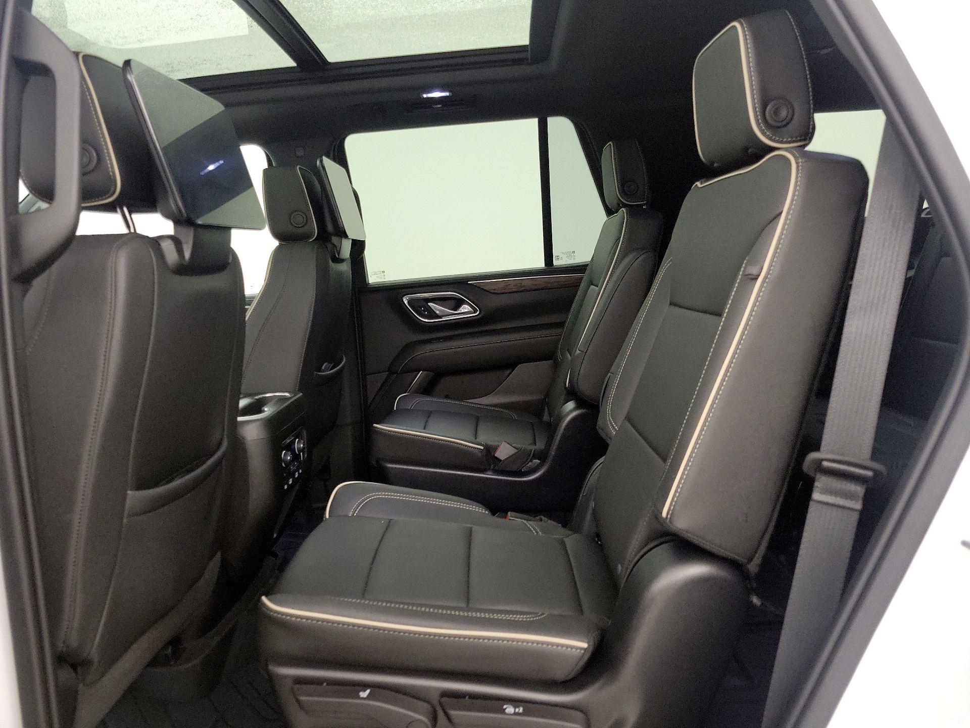 Thumbnail: 2023 Chevrolet Tahoe - 20