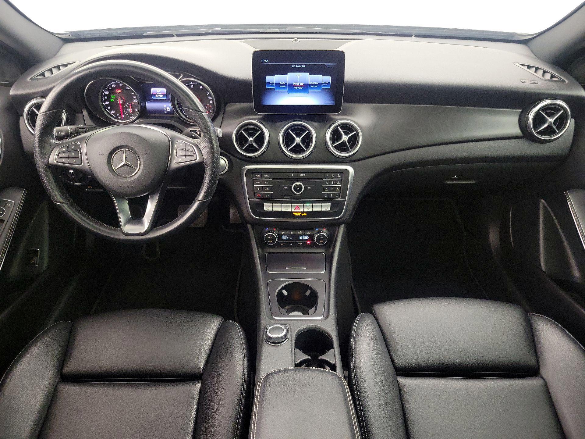 Thumbnail: 2019 Mercedes-Benz GLA - 9