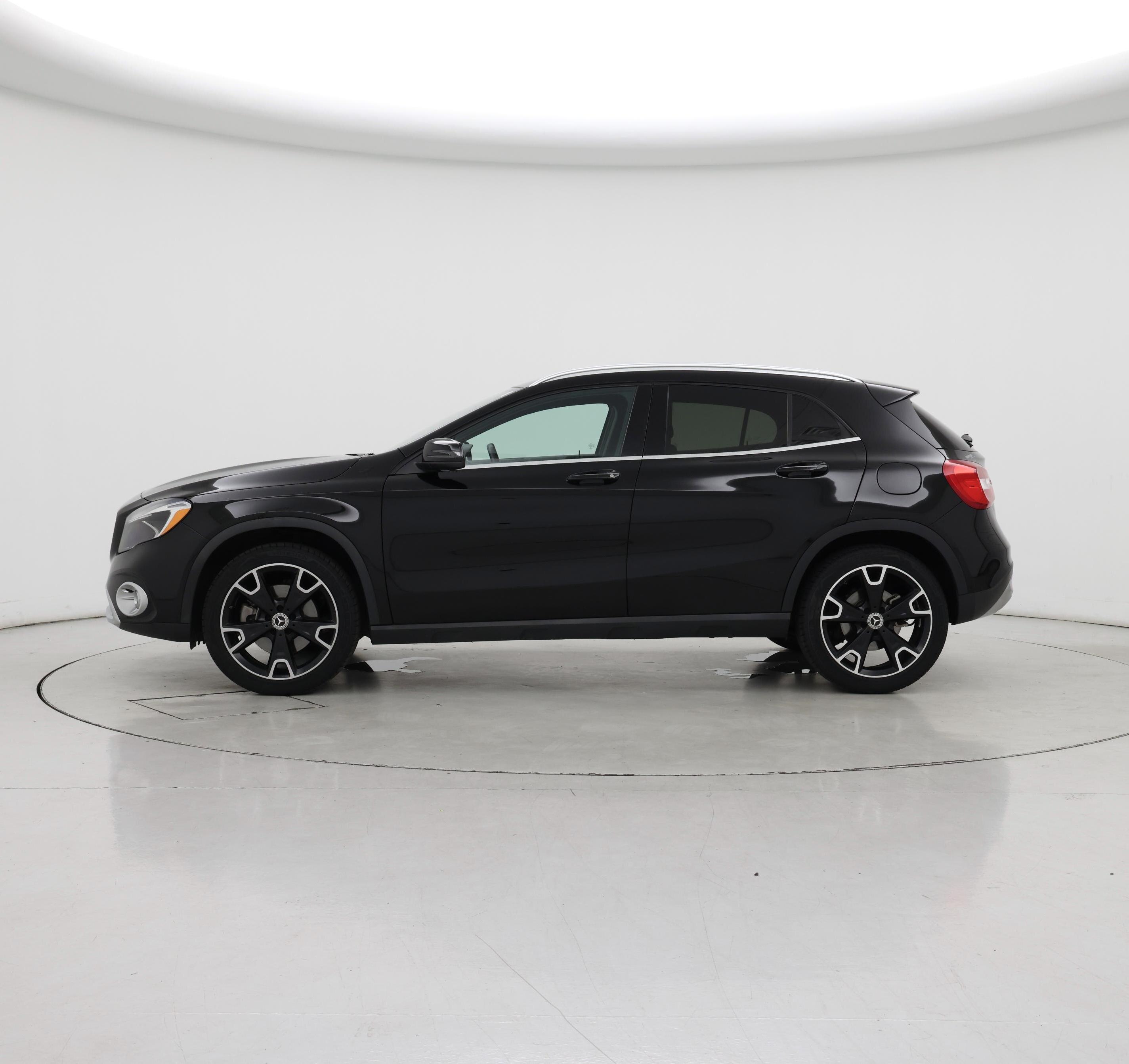 Thumbnail: 2019 Mercedes-Benz GLA - 3