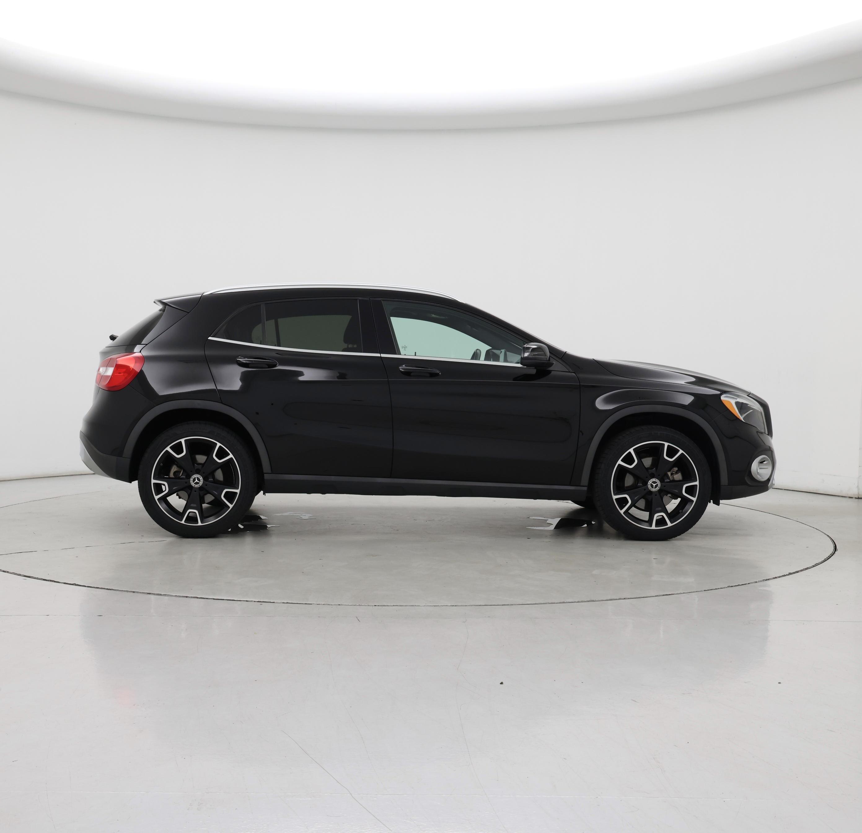 Thumbnail: 2019 Mercedes-Benz GLA - 7