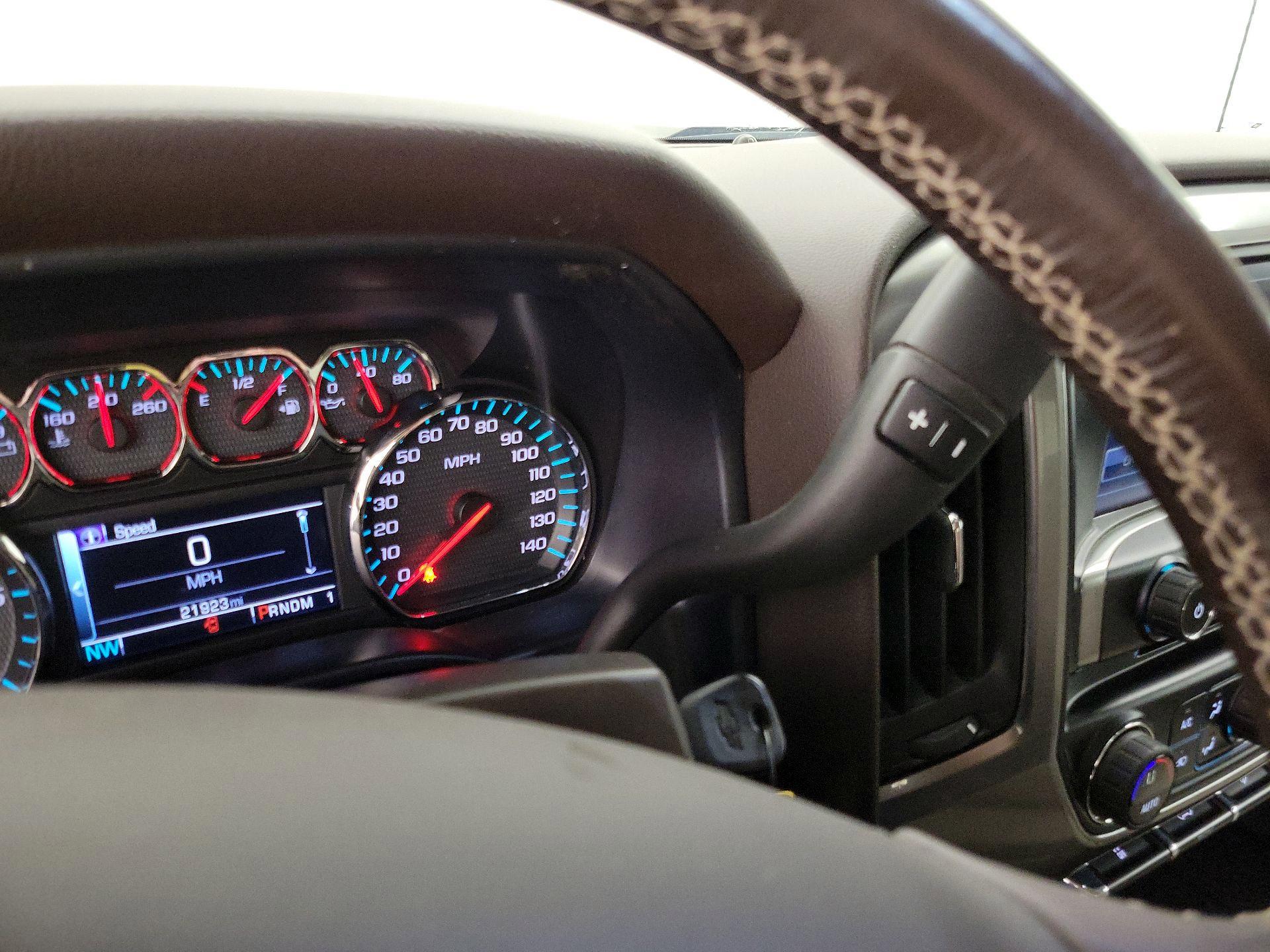 Thumbnail: 2016 Chevrolet Silverado 2500 - 17