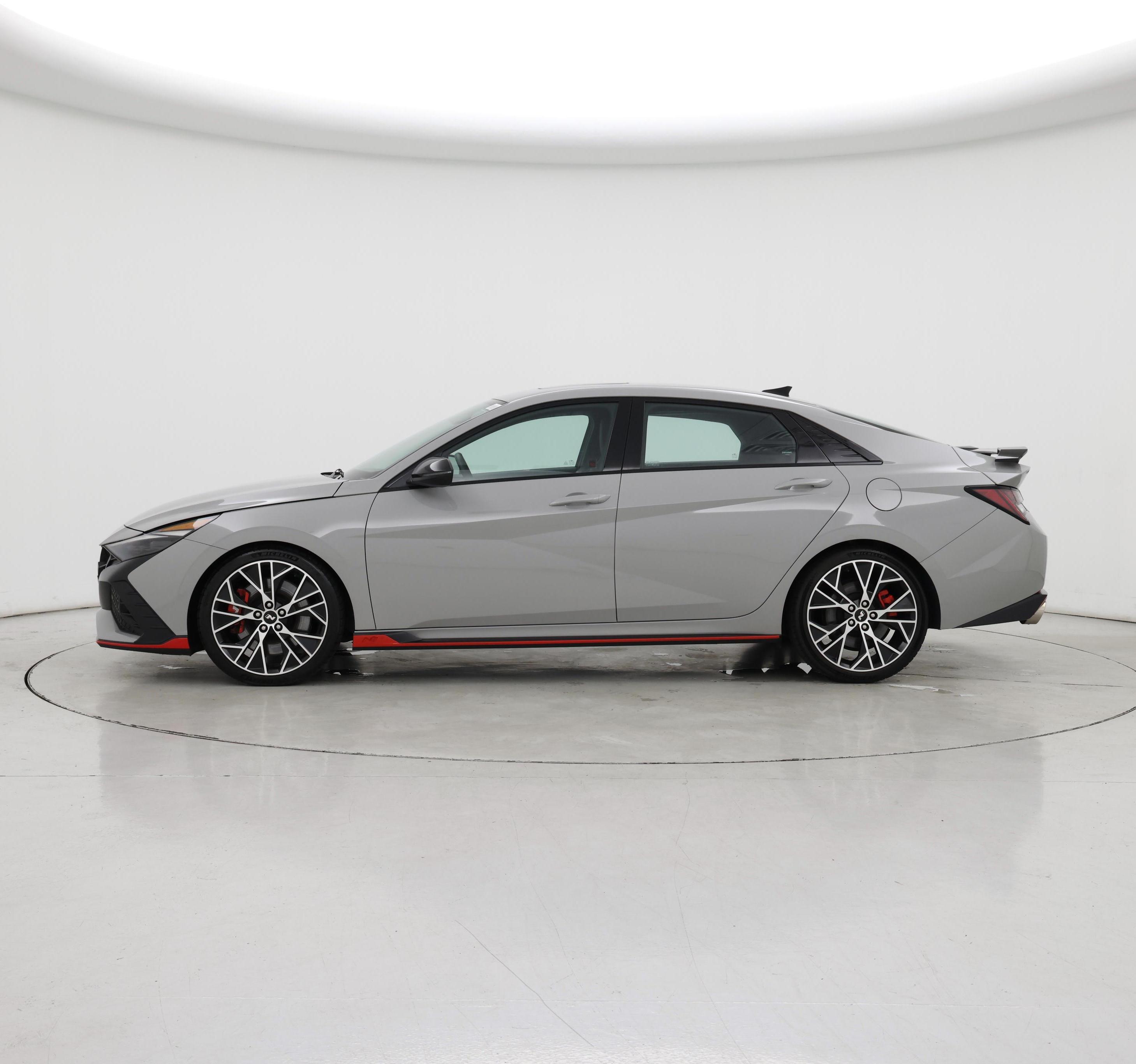 Thumbnail: 2023 Hyundai Elantra - 3